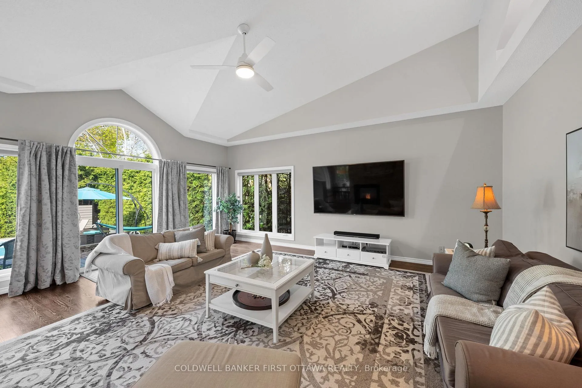Photo 13 of 42 Hampel Crescent, Ottawa, Stittsville (Central) — HOMEH