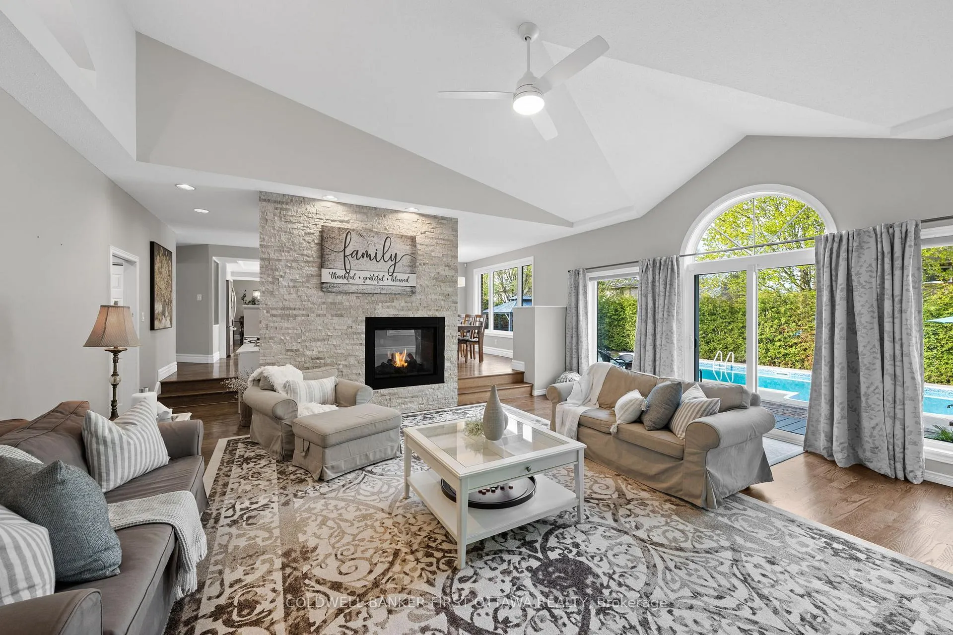 Photo 14 of 42 Hampel Crescent, Ottawa, Stittsville (Central) — HOMEH