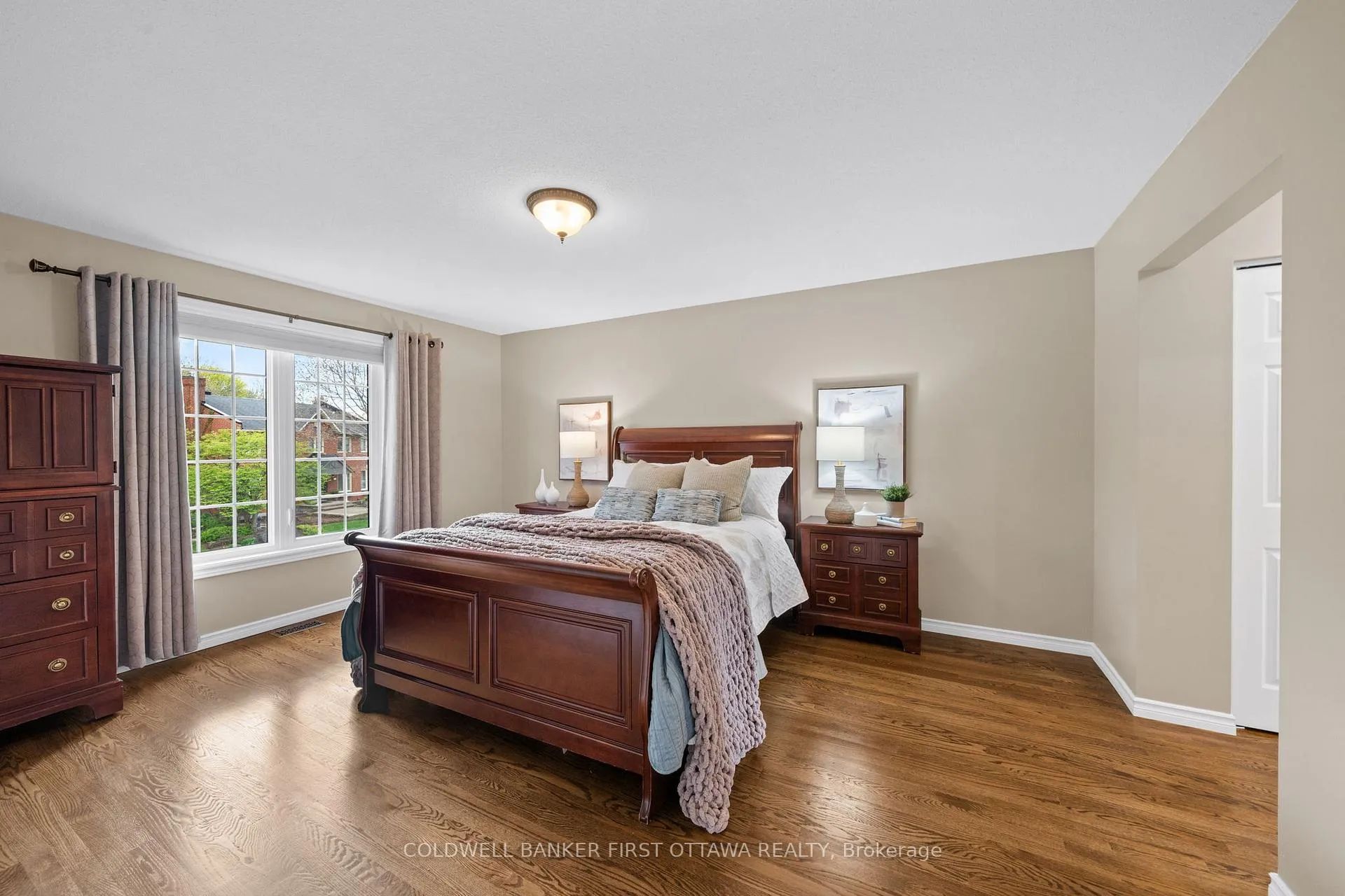 Photo 24 of 42 Hampel Crescent, Ottawa, Stittsville (Central) — HOMEH