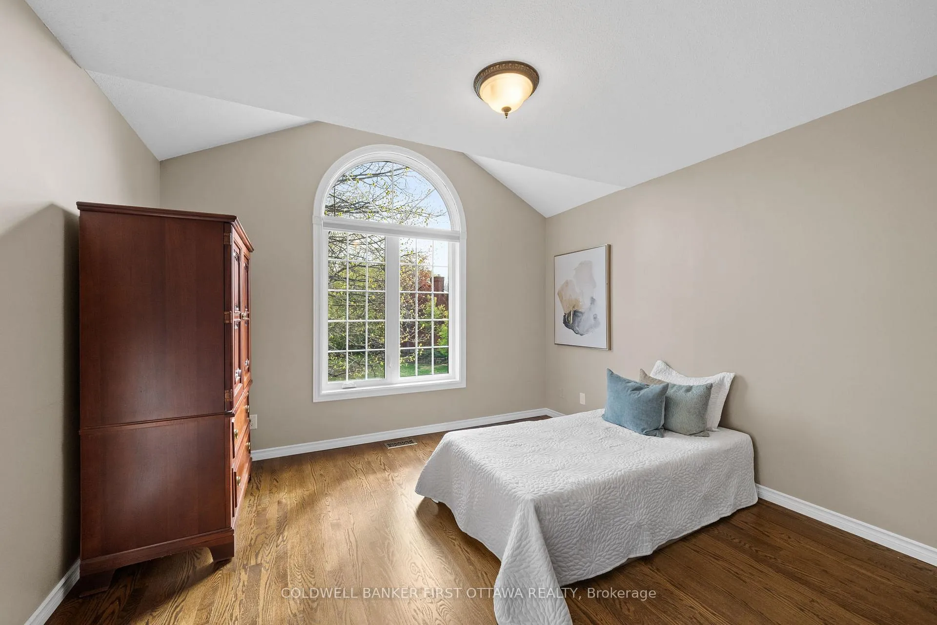 Photo 31 of 42 Hampel Crescent, Ottawa, Stittsville (Central) — HOMEH