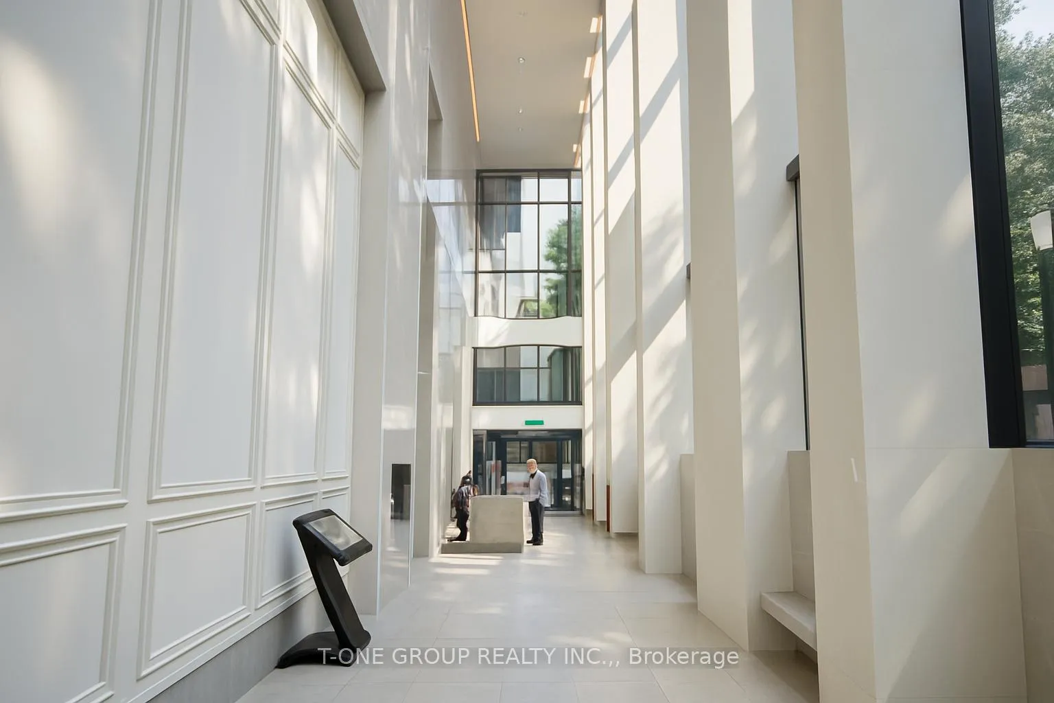 Photo 8 of Unit 2511, 3 Gloucester Street, Toronto, Church-Yonge Corridor — HOMEH