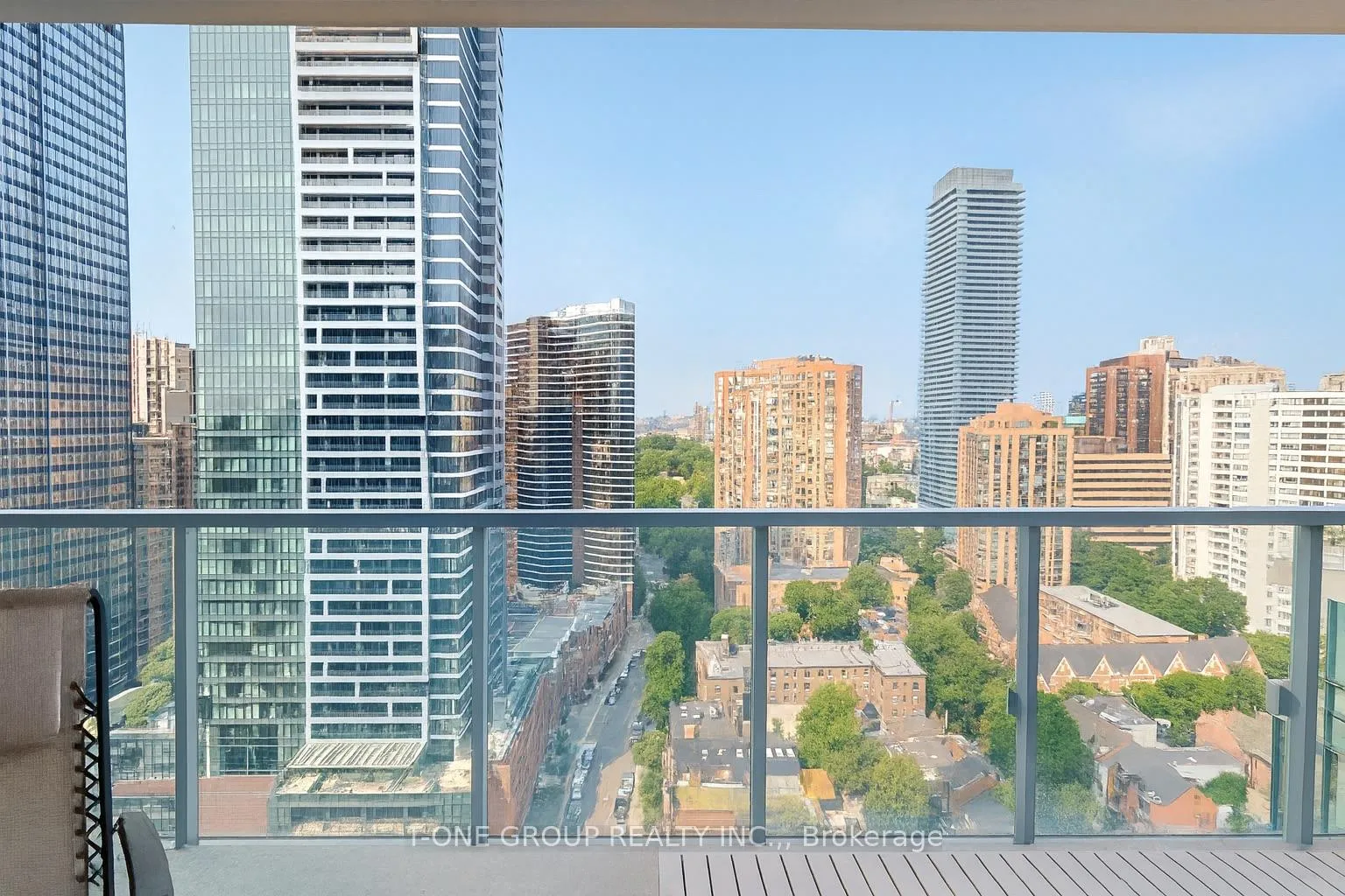 Photo 9 of Unit 2511, 3 Gloucester Street, Toronto, Church-Yonge Corridor — HOMEH