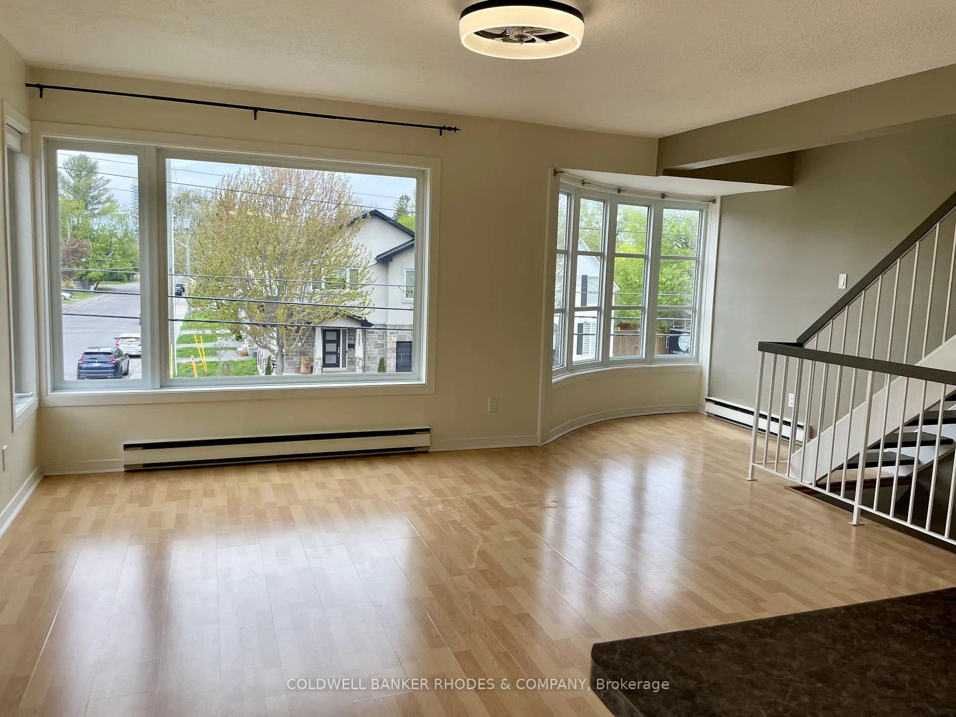 Photo 4 of Unit 1, 1204 Shillington Avenue, Ottawa, Carlington — HOMEH