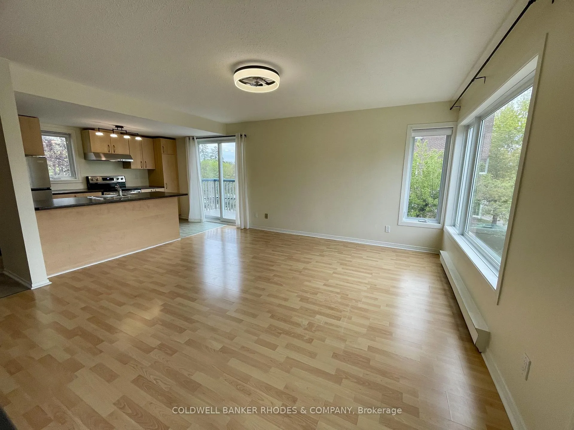 Photo 5 of Unit 1, 1204 Shillington Avenue, Ottawa, Carlington — HOMEH
