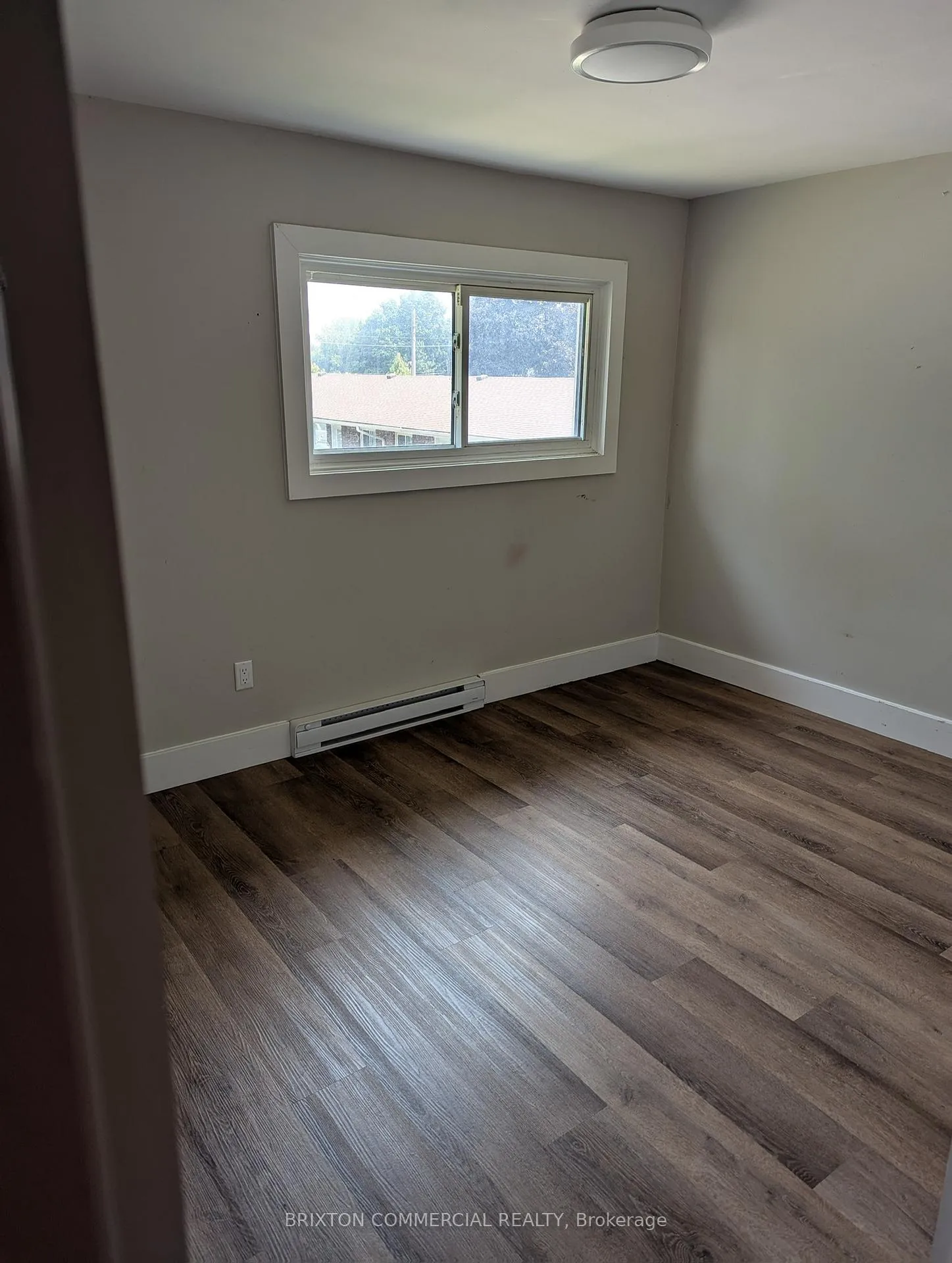 Photo 3 of Unit 11, 75 Elm Street, St. Thomas — HOMEH
