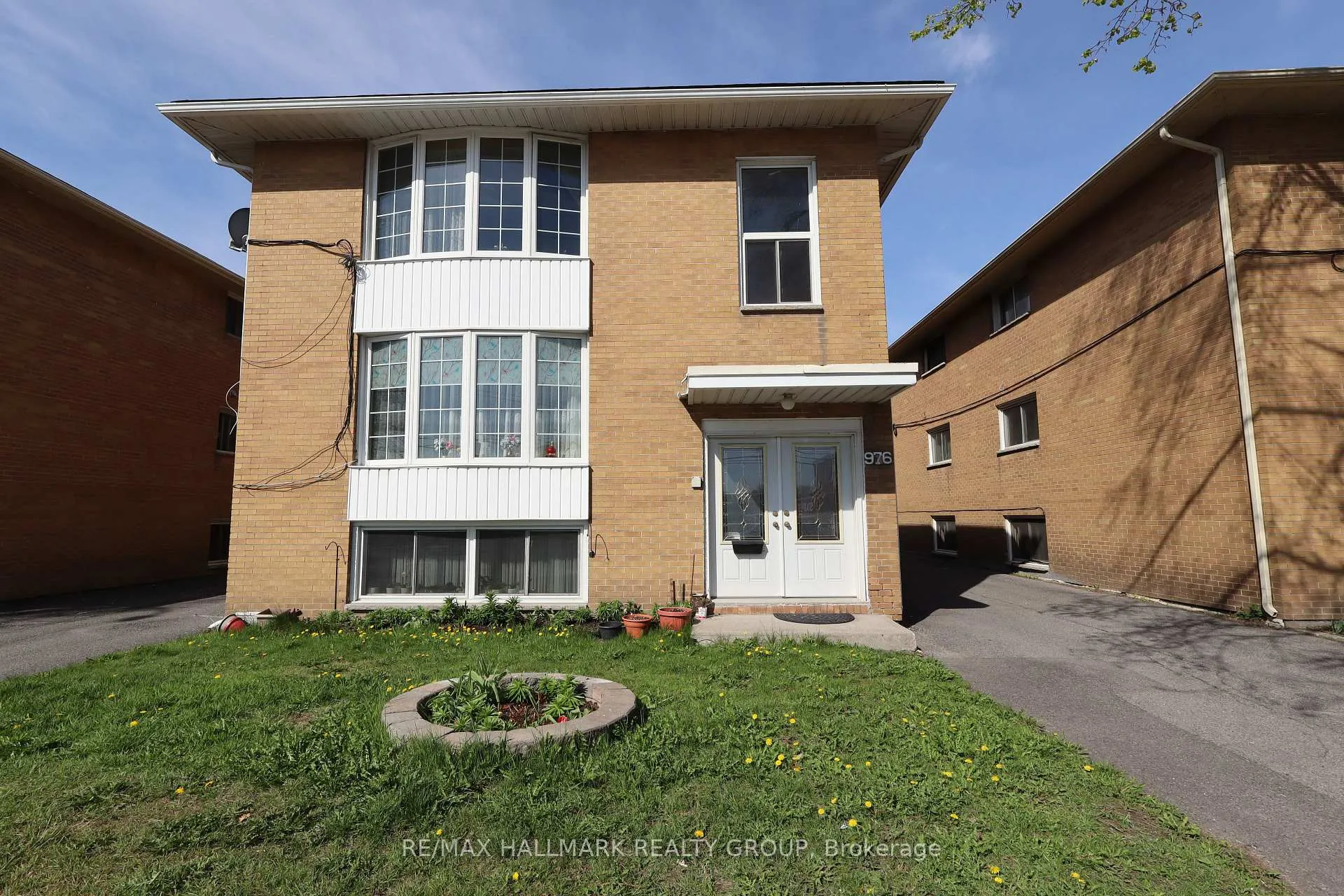 Photo 1 of Unit 2, 976 St Laurent Boulevard, Ottawa, Overbrook/Castle Heights — HOMEH