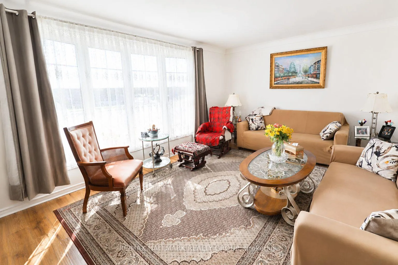 Photo 8 of Unit 2, 976 St Laurent Boulevard, Ottawa, Overbrook/Castle Heights — HOMEH