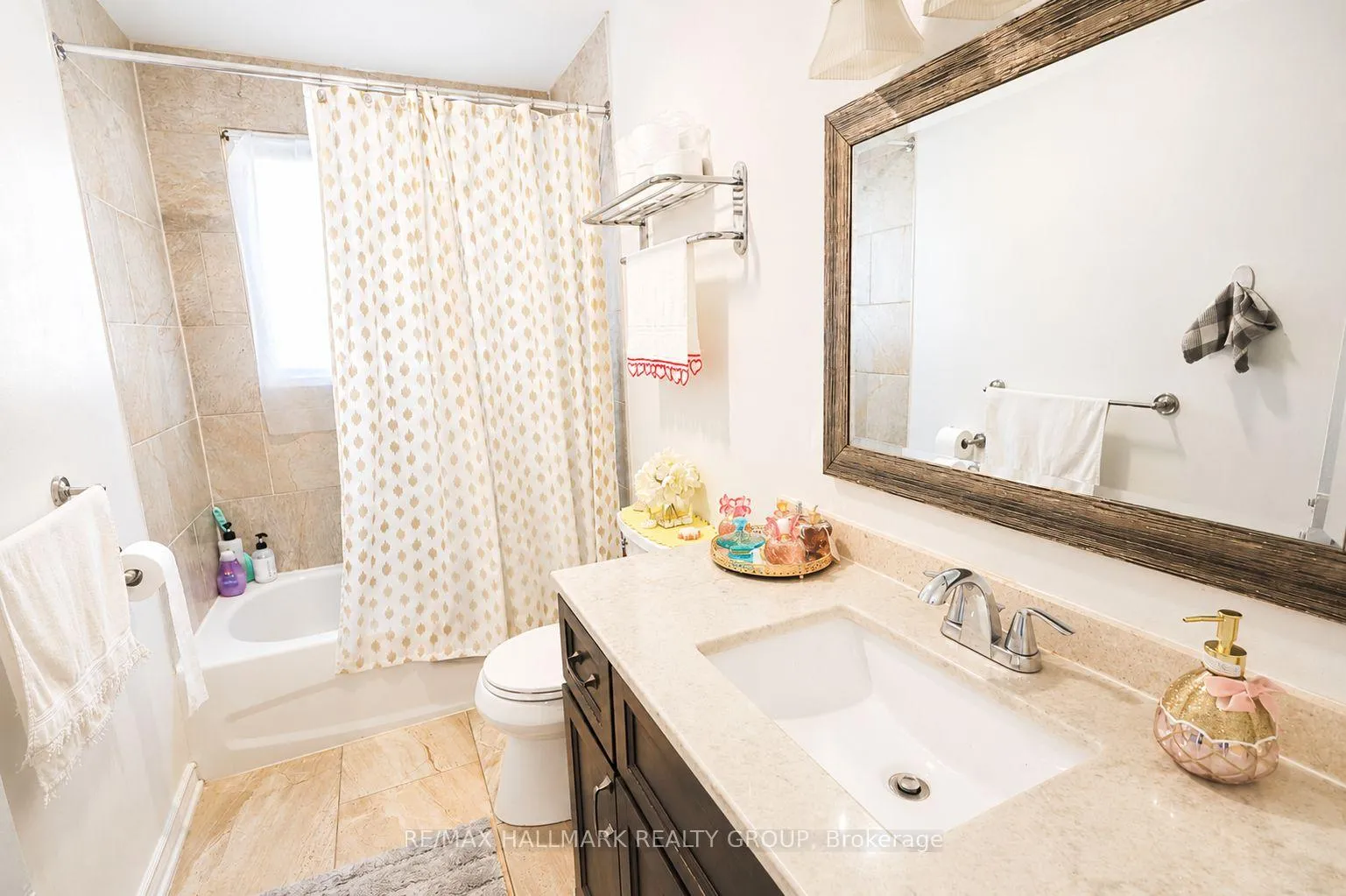 Photo 15 of Unit 2, 976 St Laurent Boulevard, Ottawa, Overbrook/Castle Heights — HOMEH