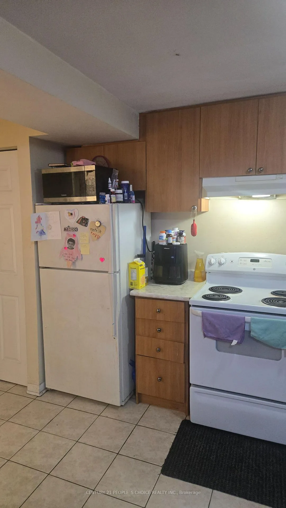 Photo 11 of 68 Pennyroyal Crescent, Brampton, Bramalea North Industrial — HOMEH