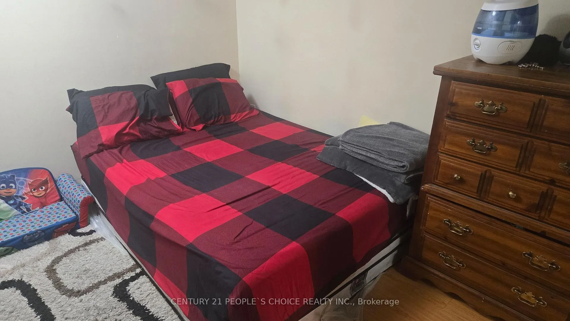 Photo 14 of 68 Pennyroyal Crescent, Brampton, Bramalea North Industrial — HOMEH