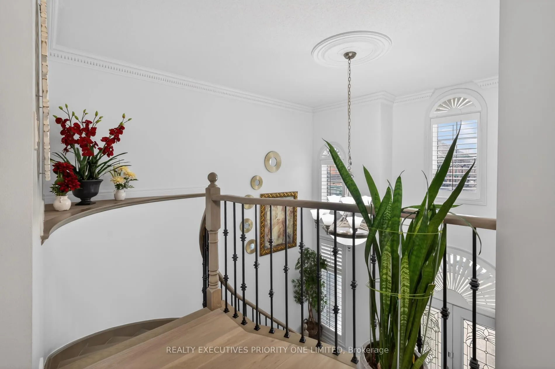 Photo 21 of 130 Greenview Circle, Vaughan, Rural Vaughan — HOMEH