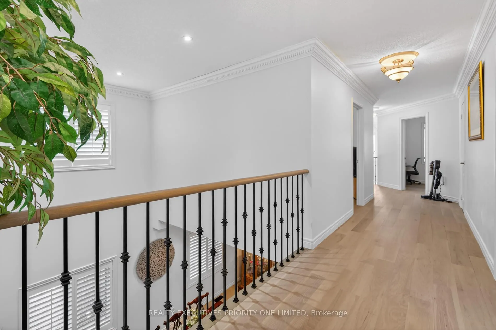 Photo 22 of 130 Greenview Circle, Vaughan, Rural Vaughan — HOMEH