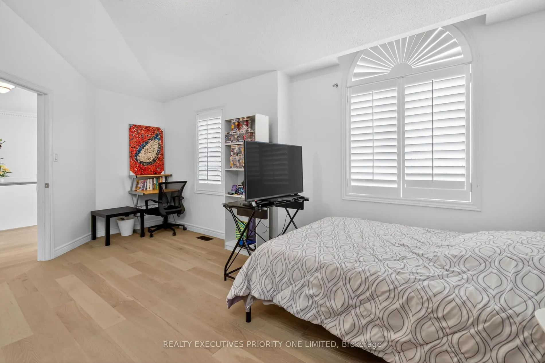 Photo 29 of 130 Greenview Circle, Vaughan, Rural Vaughan — HOMEH