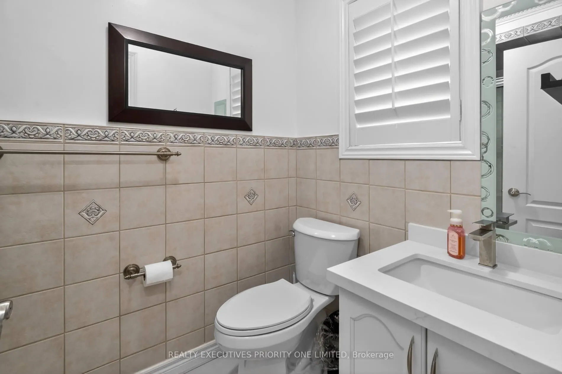 Photo 34 of 130 Greenview Circle, Vaughan, Rural Vaughan — HOMEH