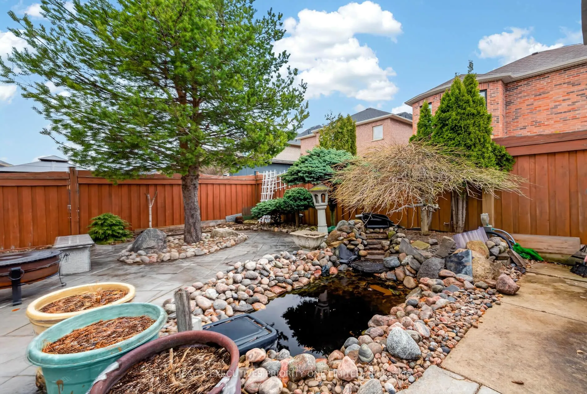 Photo 41 of 130 Greenview Circle, Vaughan, Rural Vaughan — HOMEH