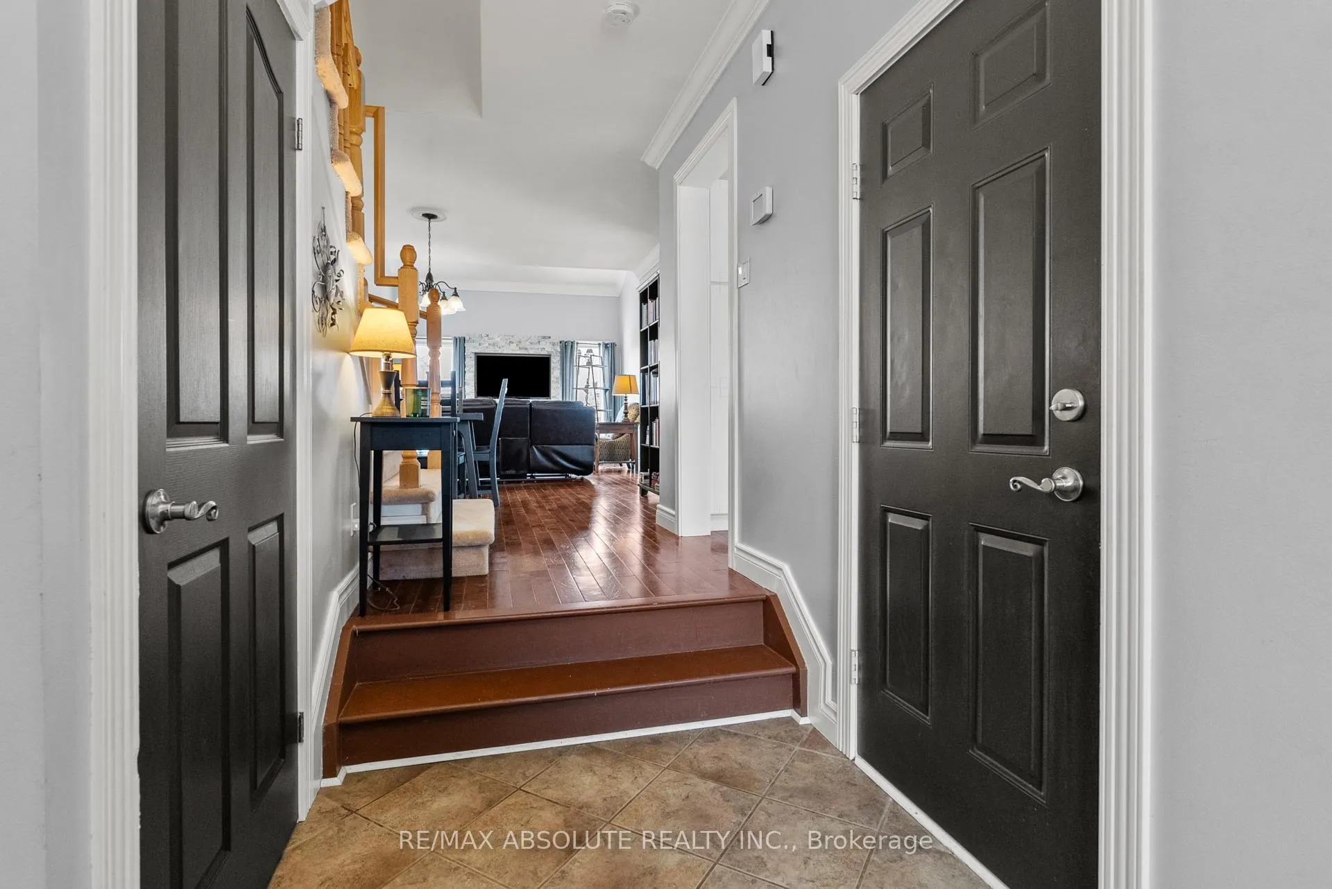 Photo 3 of 4199 Owl Valley Drive, Ottawa, Riverside South/Gloucester Glen — HOMEH