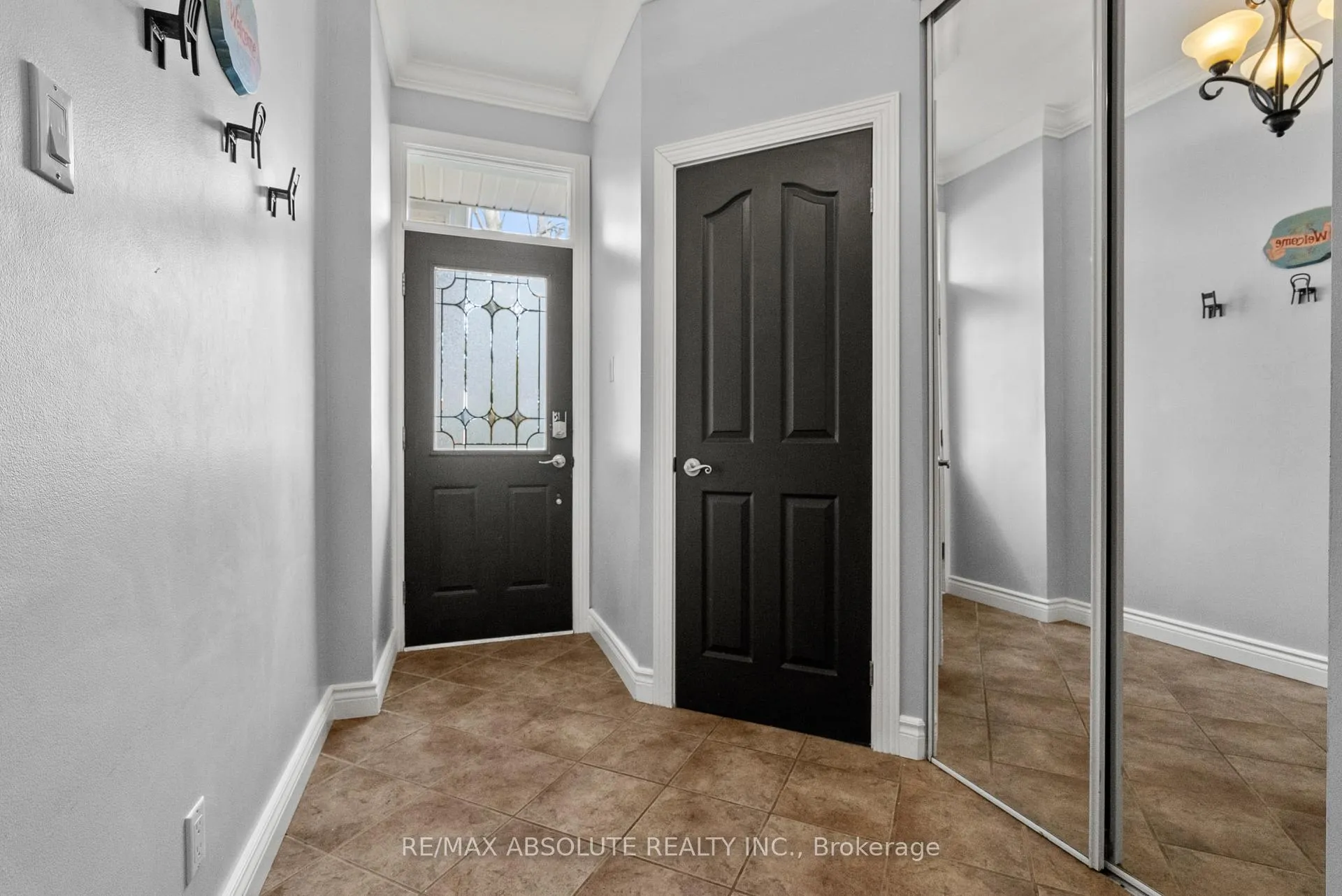 Photo 4 of 4199 Owl Valley Drive, Ottawa, Riverside South/Gloucester Glen — HOMEH