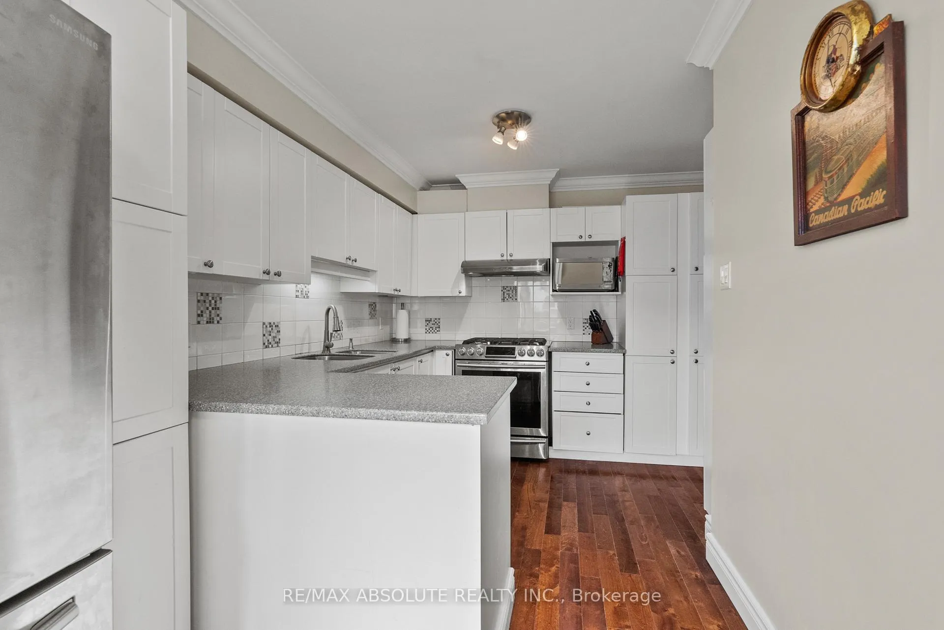 Photo 14 of 4199 Owl Valley Drive, Ottawa, Riverside South/Gloucester Glen — HOMEH