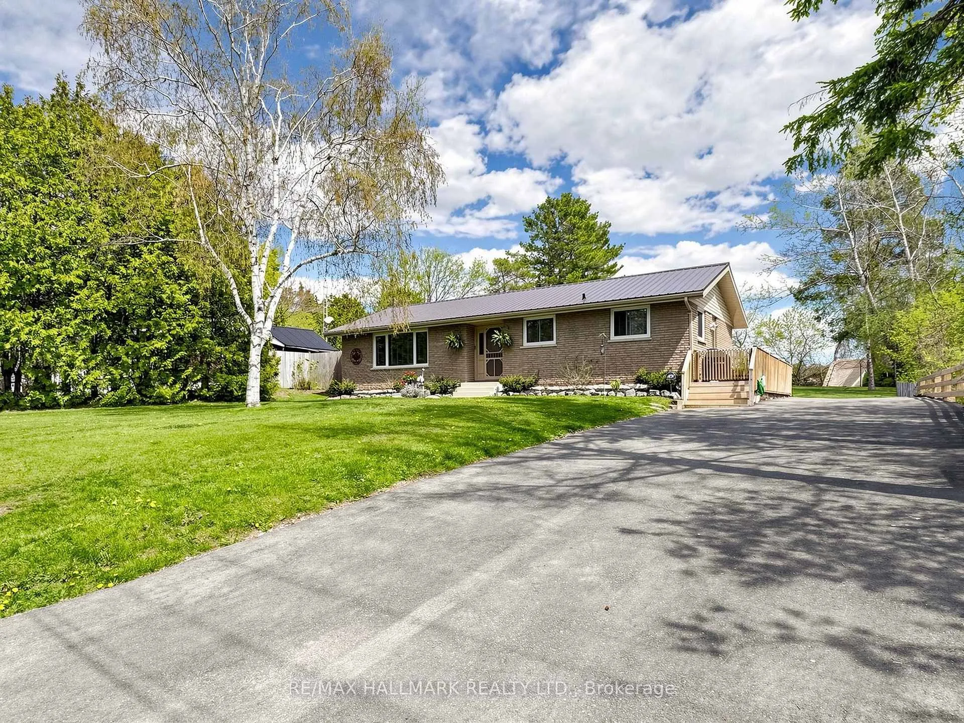 Photo 3 of 191 Summit Drive, Scugog, Rural Scugog — HOMEH