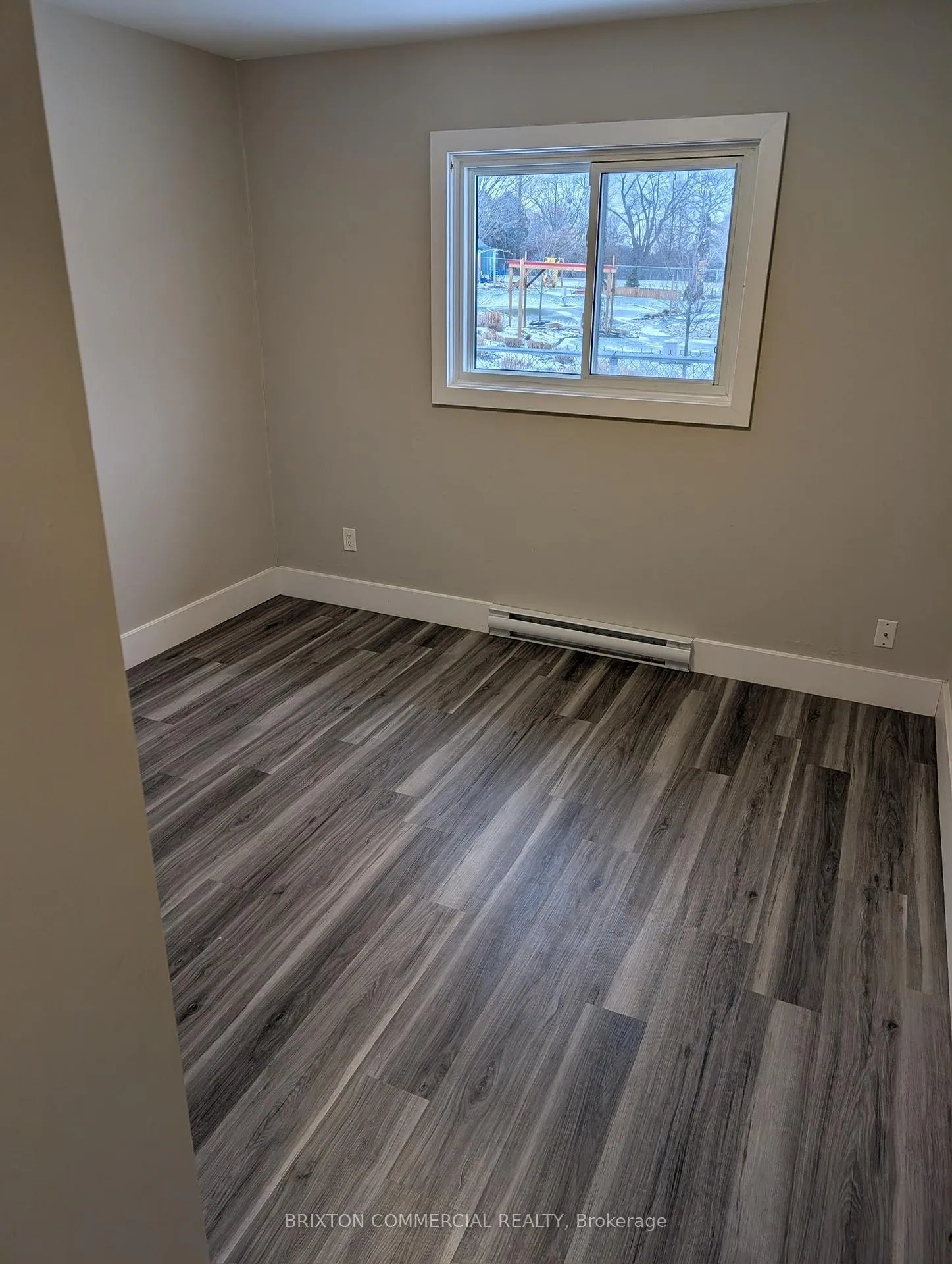 Photo 9 of Unit 10, 75 Elm Street, St. Thomas — HOMEH