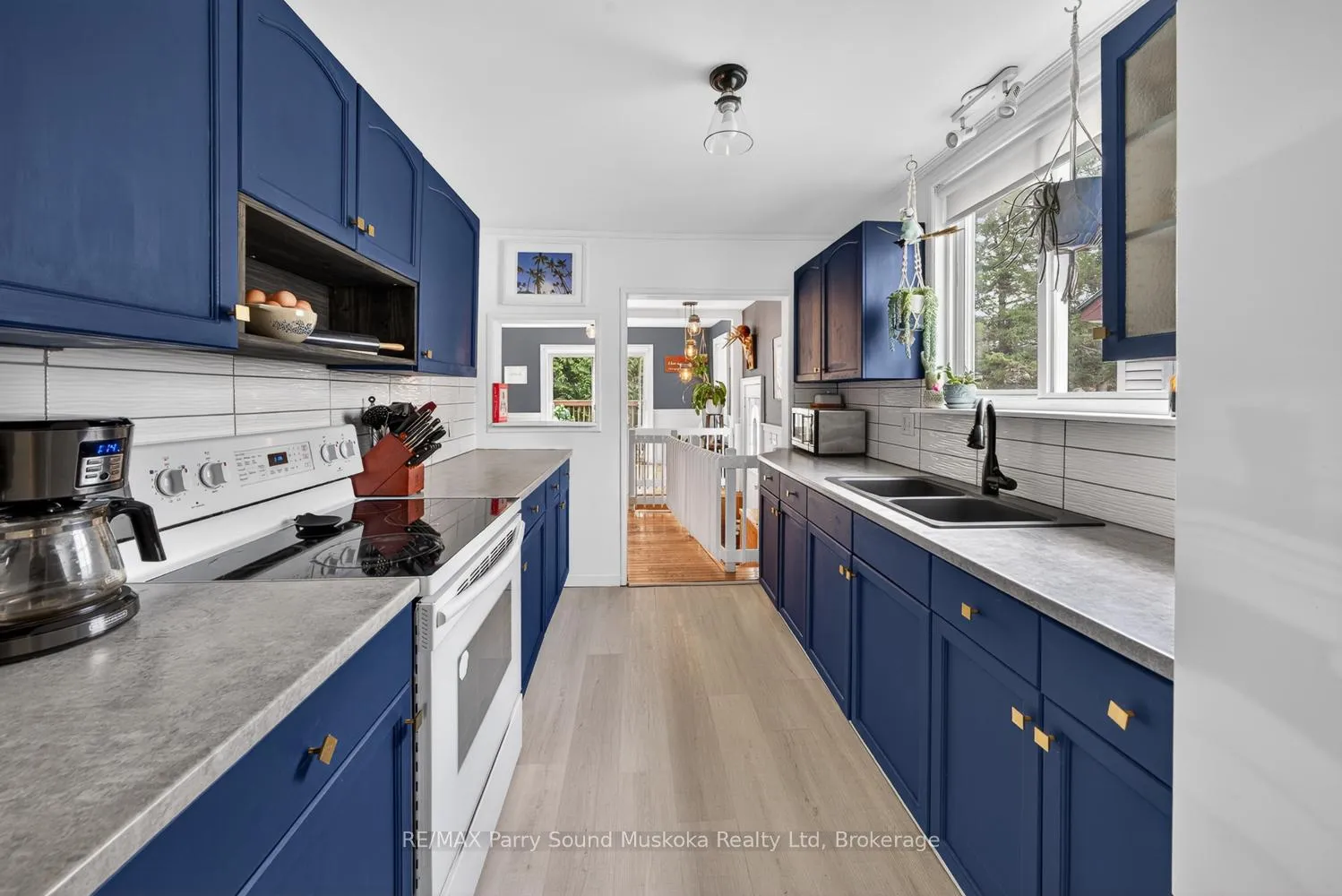Photo 16 of 23 Highland Crescent, Parry Sound — HOMEH