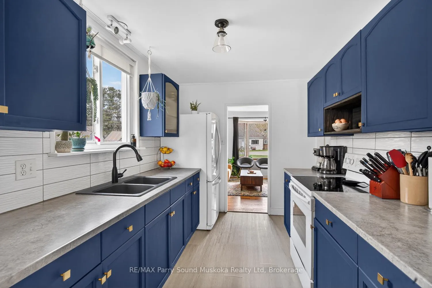 Photo 18 of 23 Highland Crescent, Parry Sound — HOMEH