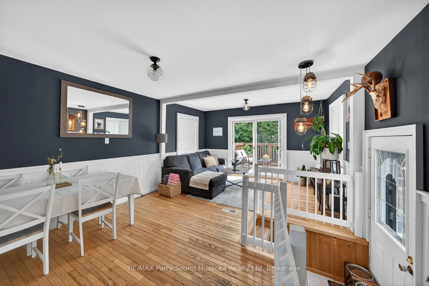 Photo 23 of 23 Highland Crescent, Parry Sound — HOMEH