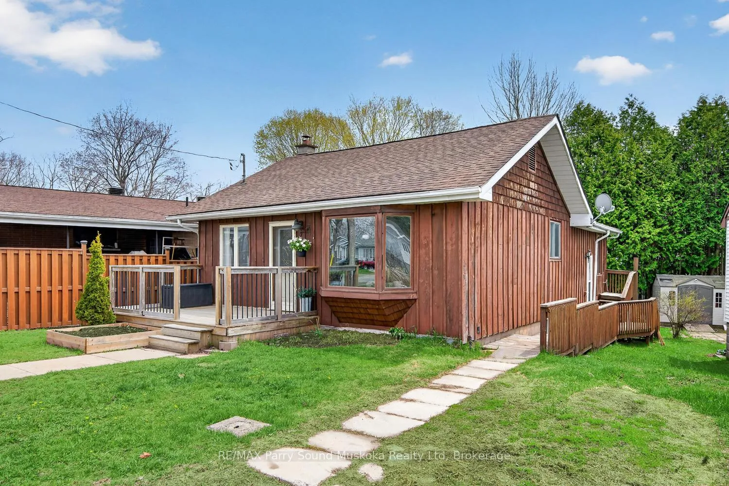 Photo 46 of 23 Highland Crescent, Parry Sound — HOMEH