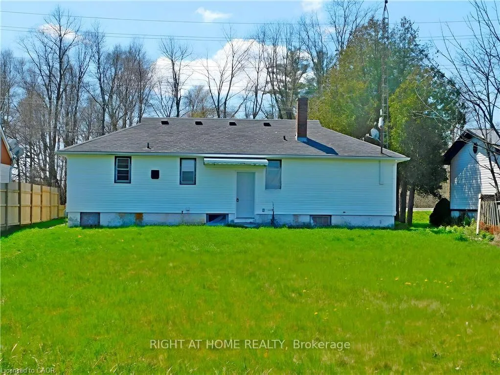 Photo 12 of 2474 Highway 24 W, Norfolk, Townsend — HOMEH