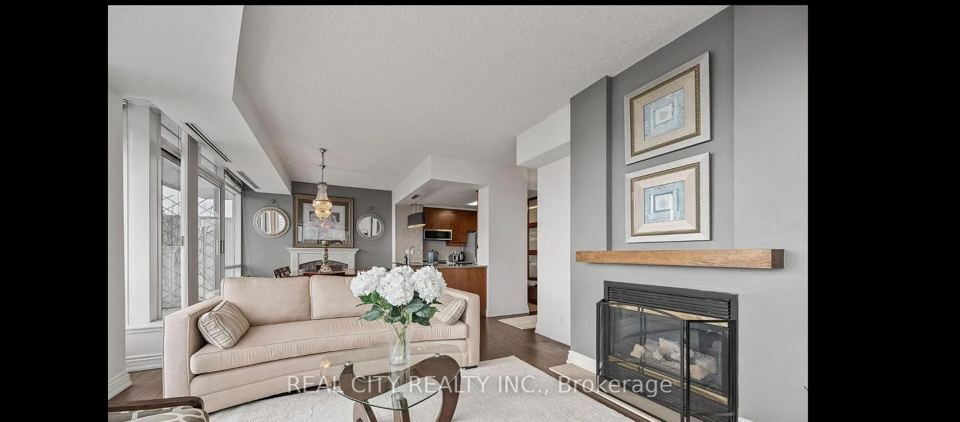 Photo 2 of Unit 801E, 500 Queens Quay W, Toronto, Waterfront Communities — HOMEH