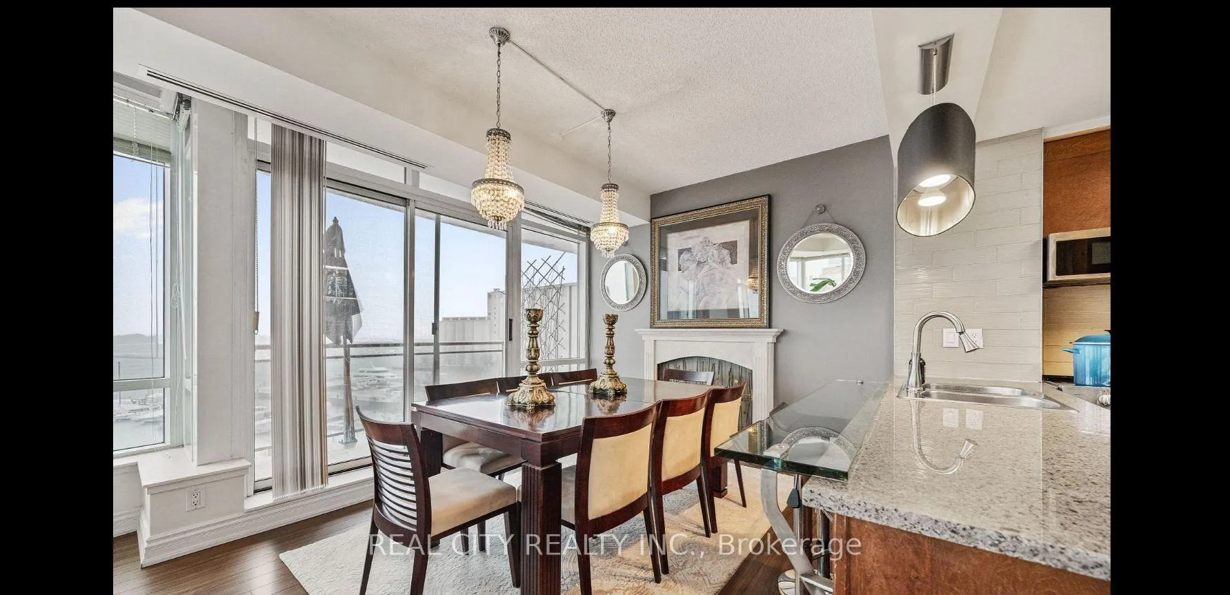 Photo 5 of Unit 801E, 500 Queens Quay W, Toronto, Waterfront Communities — HOMEH
