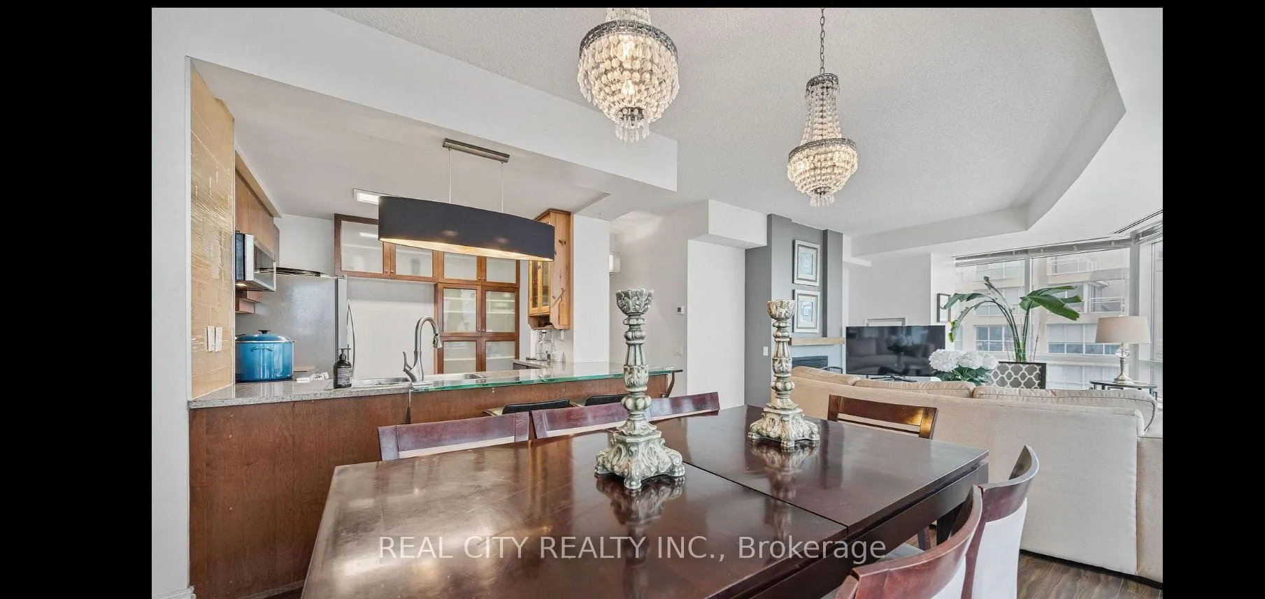 Photo 6 of Unit 801E, 500 Queens Quay W, Toronto, Waterfront Communities — HOMEH