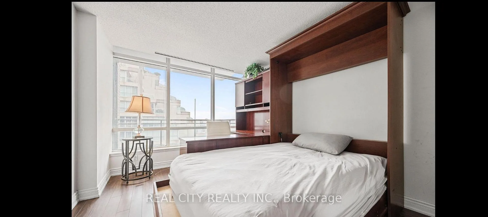 Photo 11 of Unit 801E, 500 Queens Quay W, Toronto, Waterfront Communities — HOMEH