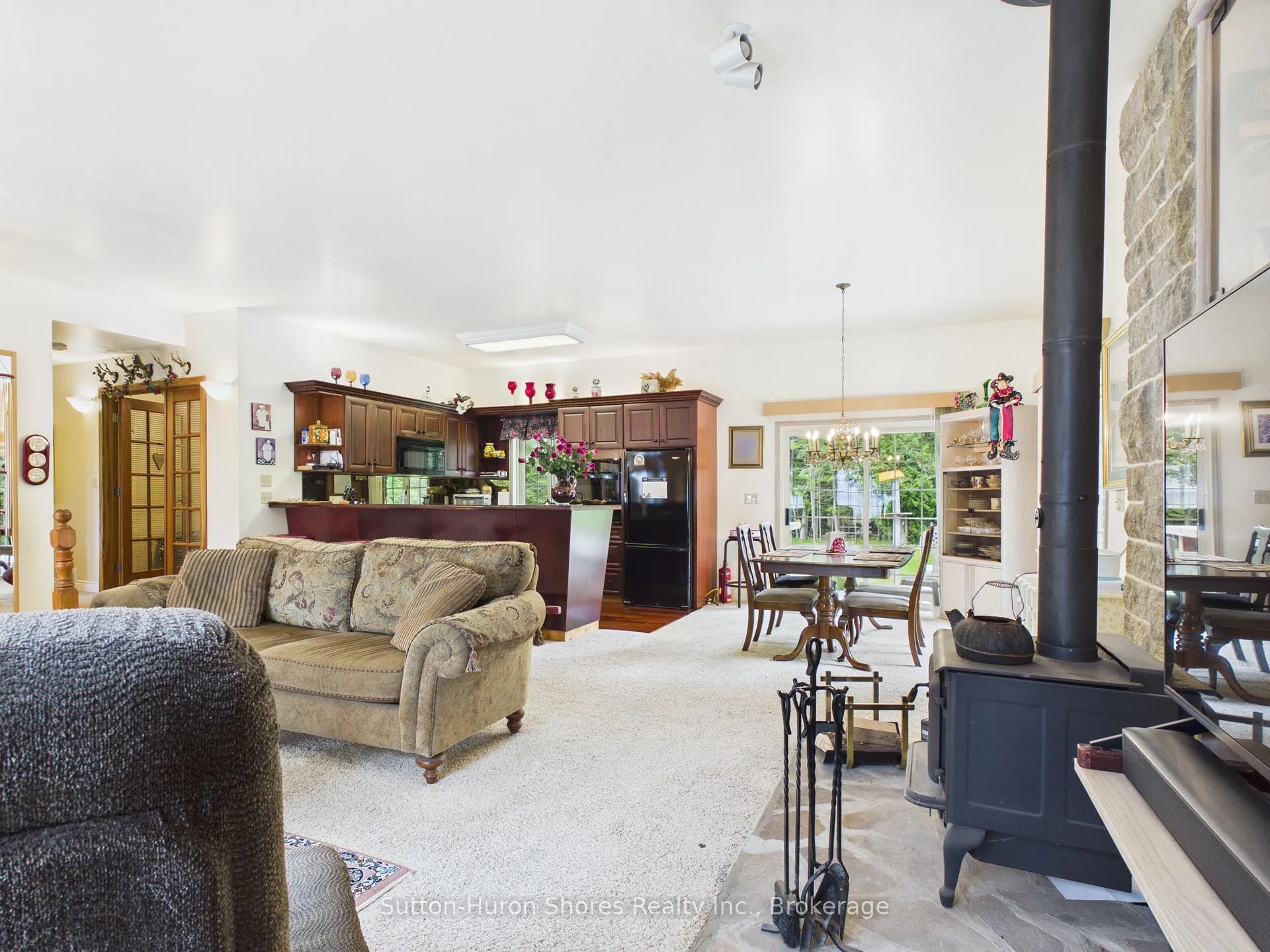 Photo 13 of 484 Sunset Drive, Kincardine — HOMEH