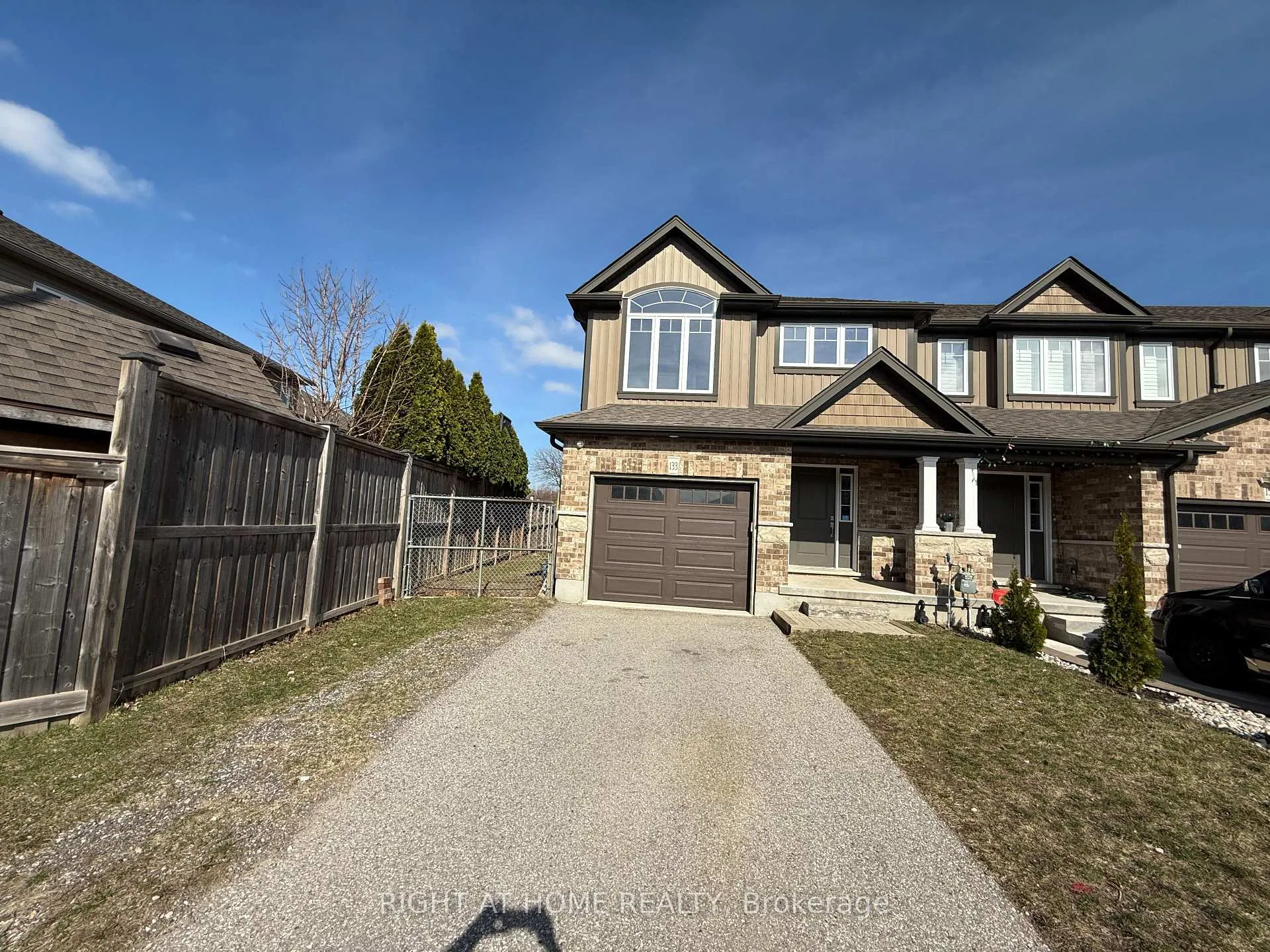 Photo 38 of 133 Templewood Drive, Kitchener, Brigadoon — HOMEH