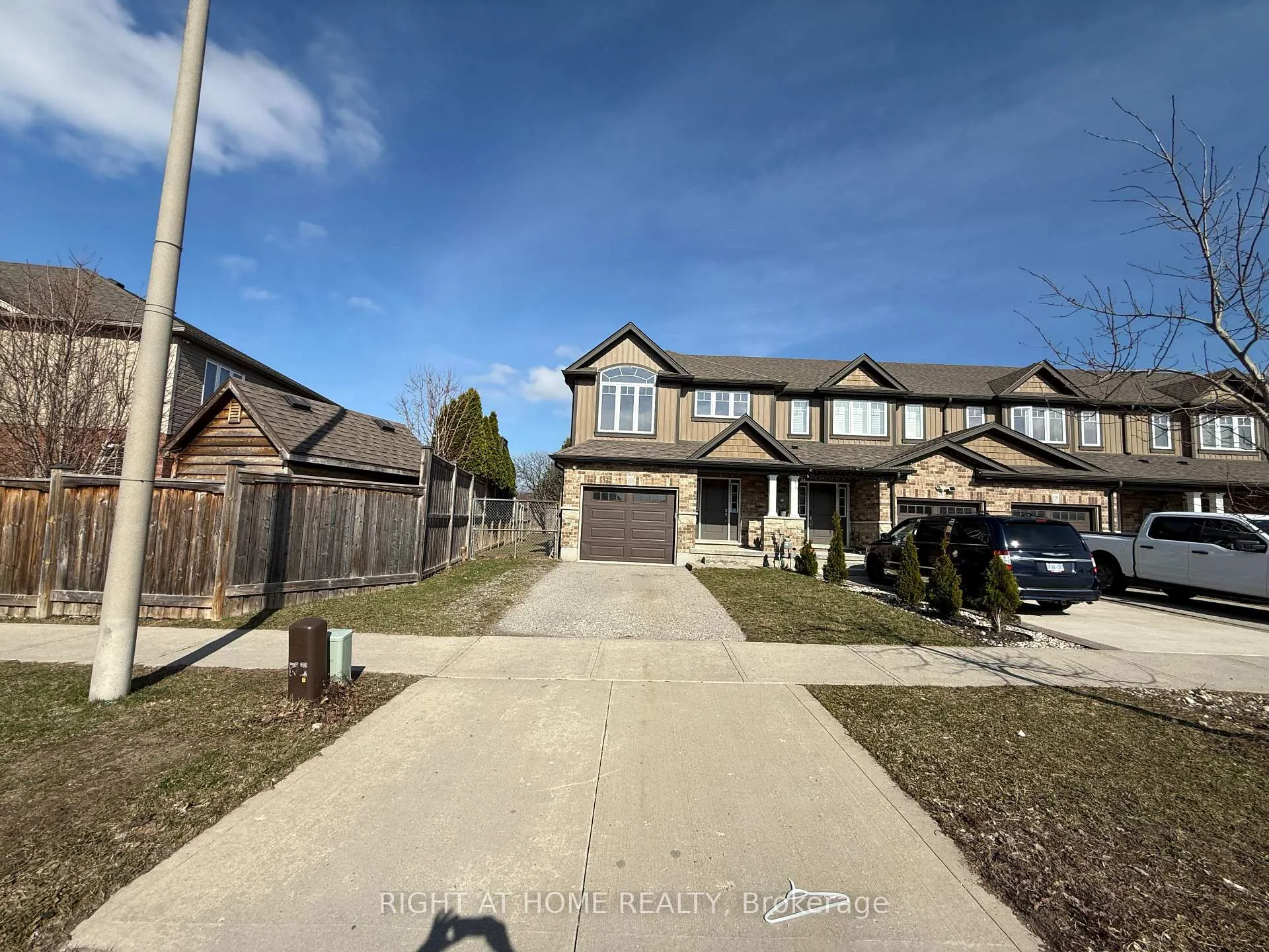 Photo 39 of 133 Templewood Drive, Kitchener, Brigadoon — HOMEH