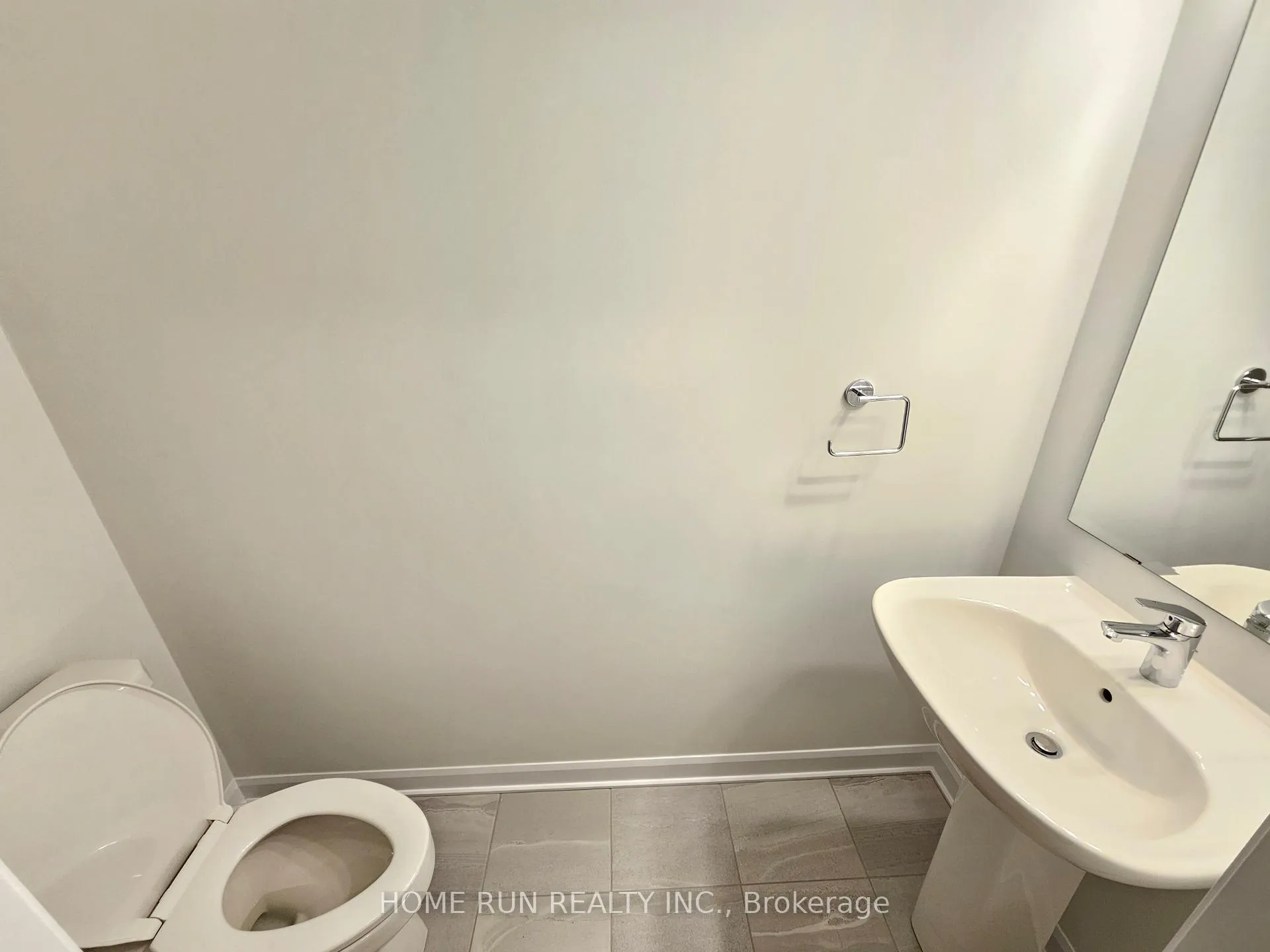 Photo 30 of 948 Eileen Vollick Crescent, Ottawa, Kanata - Morgan's Grant/South March — HOMEH