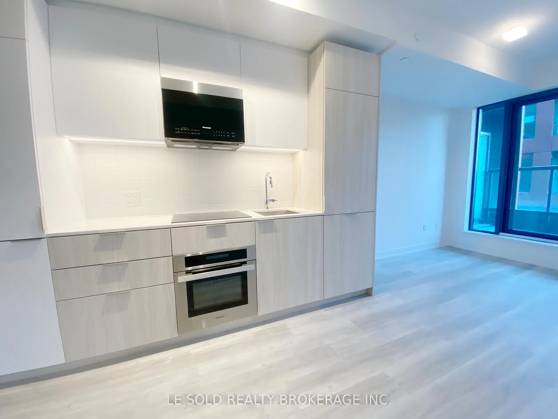 Photo 3 of Unit 307, 28 Eastern Avenue, Toronto, Moss Park — HOMEH