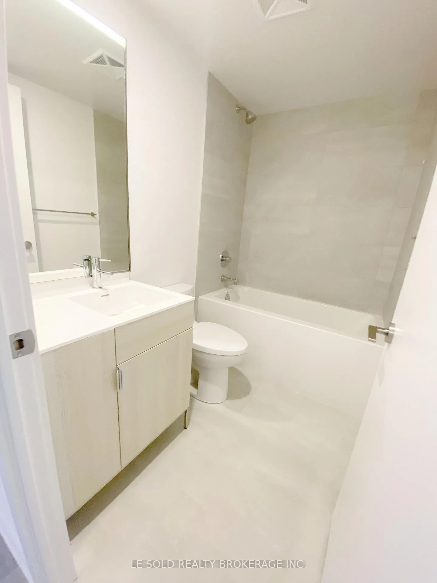 Photo 8 of Unit 307, 28 Eastern Avenue, Toronto, Moss Park — HOMEH