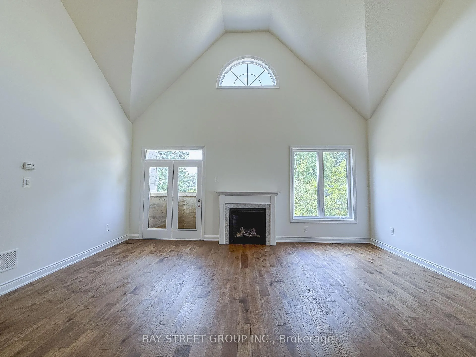 Photo 11 of 18 Shelson Place, Georgina, Sutton & Jackson's Point — HOMEH