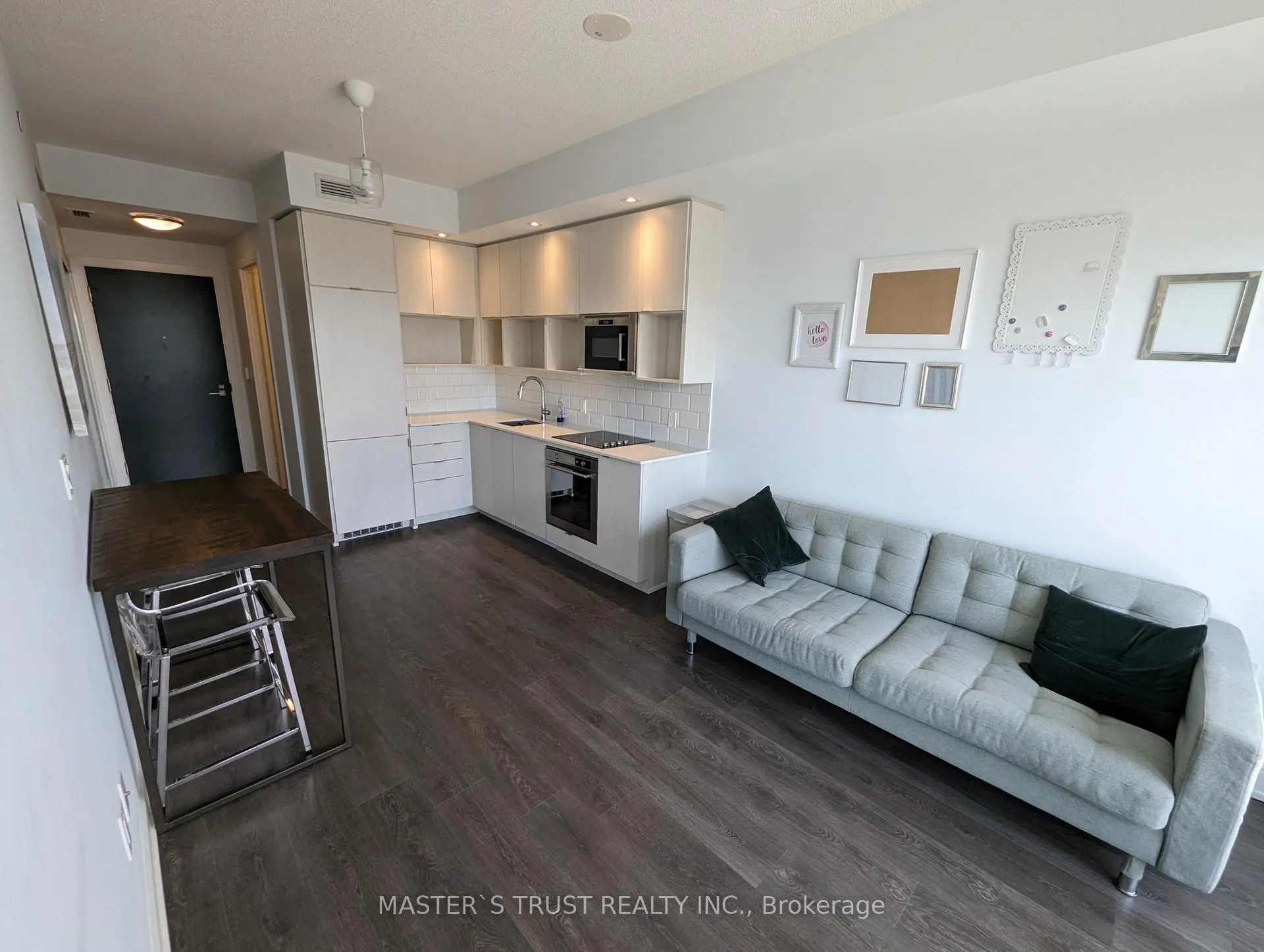 Front of Unit 2809, 89 Mcgill Street
