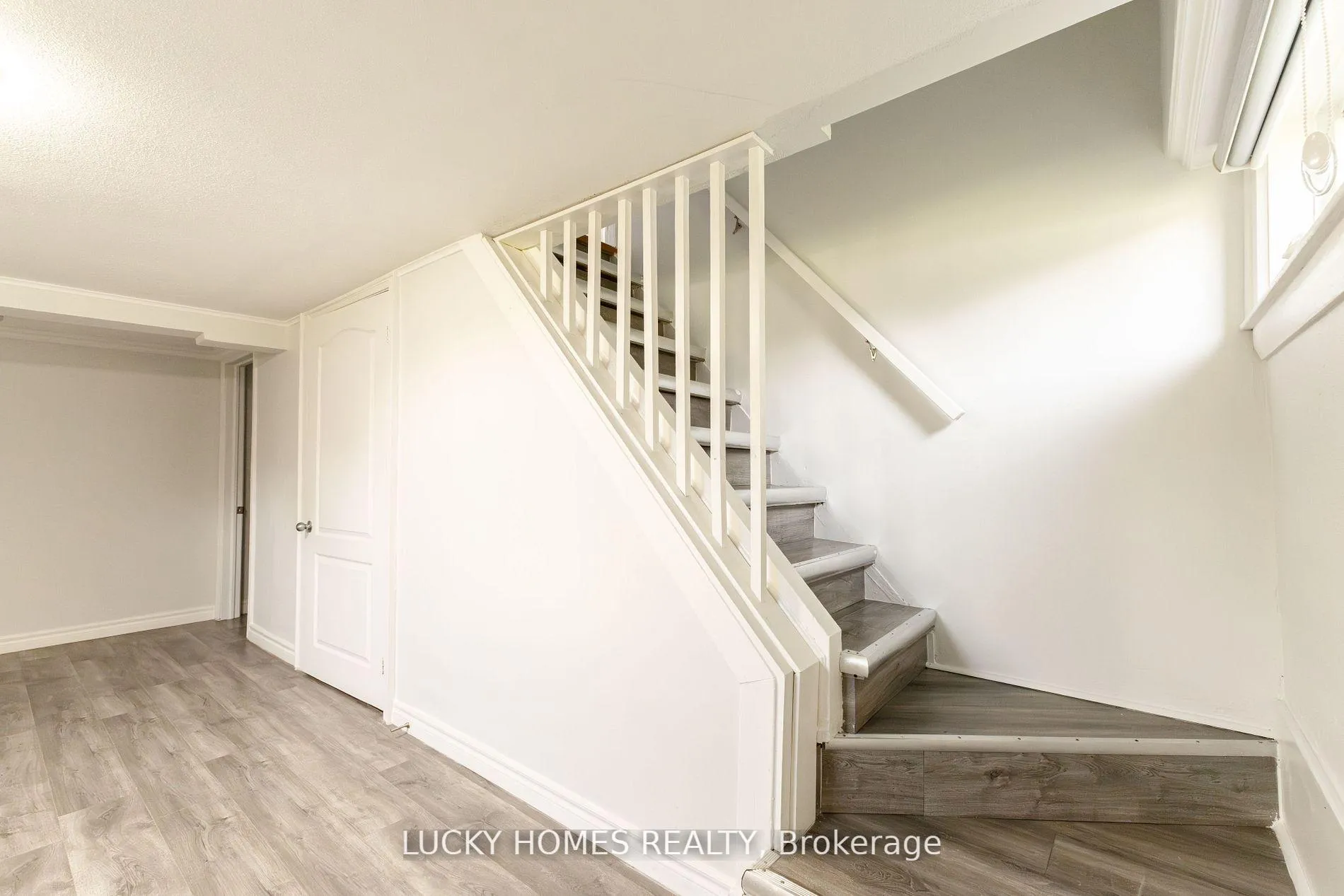 Photo 8 of 157 Centre Street S, Oshawa, Central — HOMEH