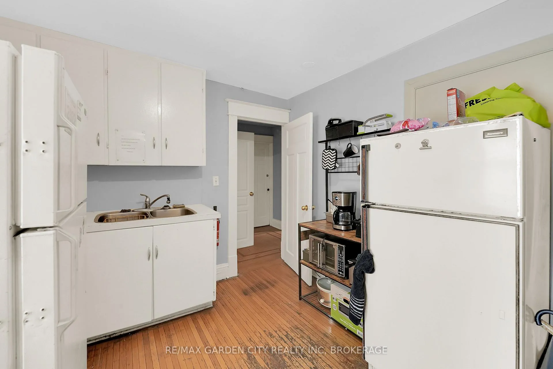 Photo 14 of 213 Geneva Street, St. Catharines, Downtown — HOMEH