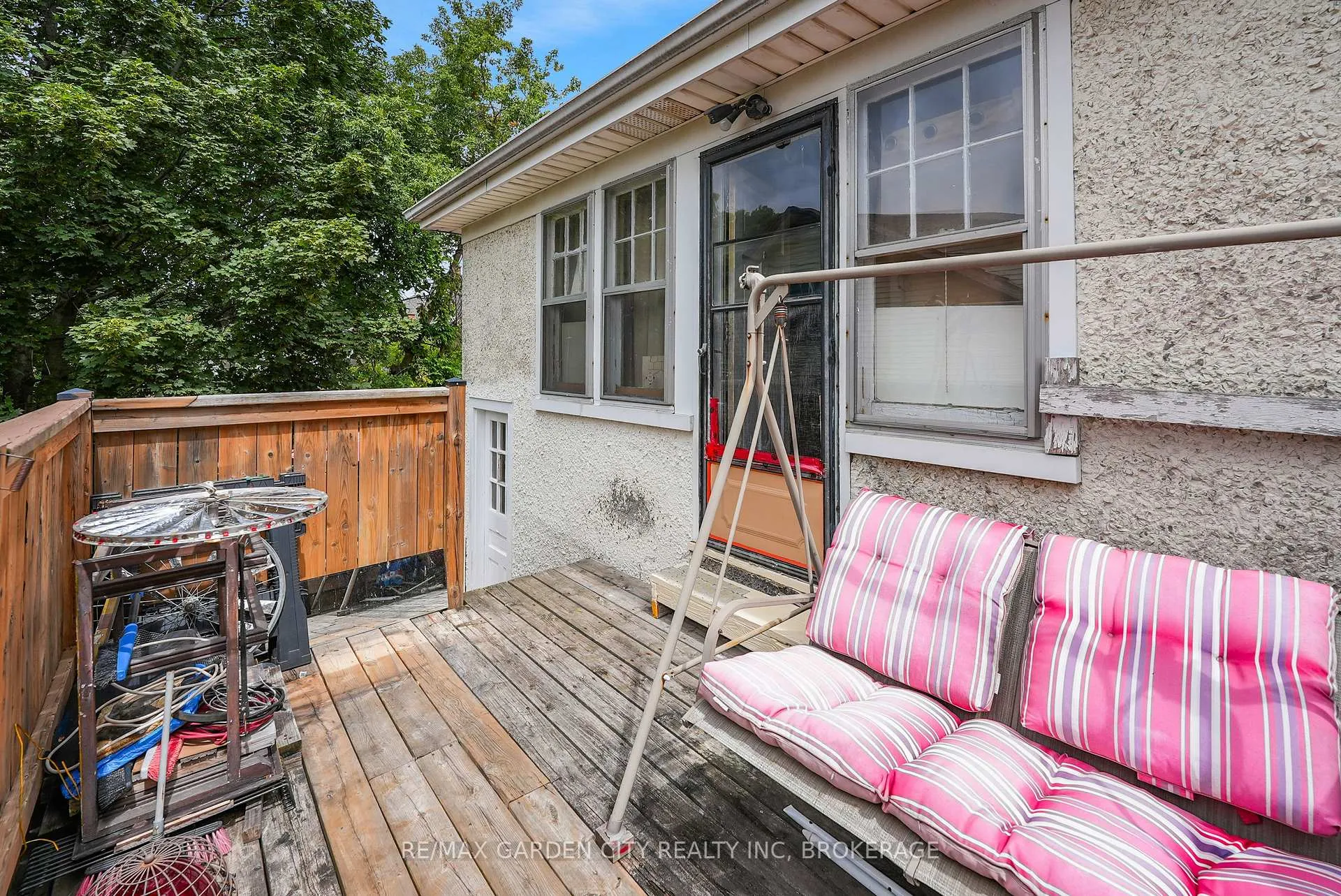 Photo 26 of 213 Geneva Street, St. Catharines, Downtown — HOMEH