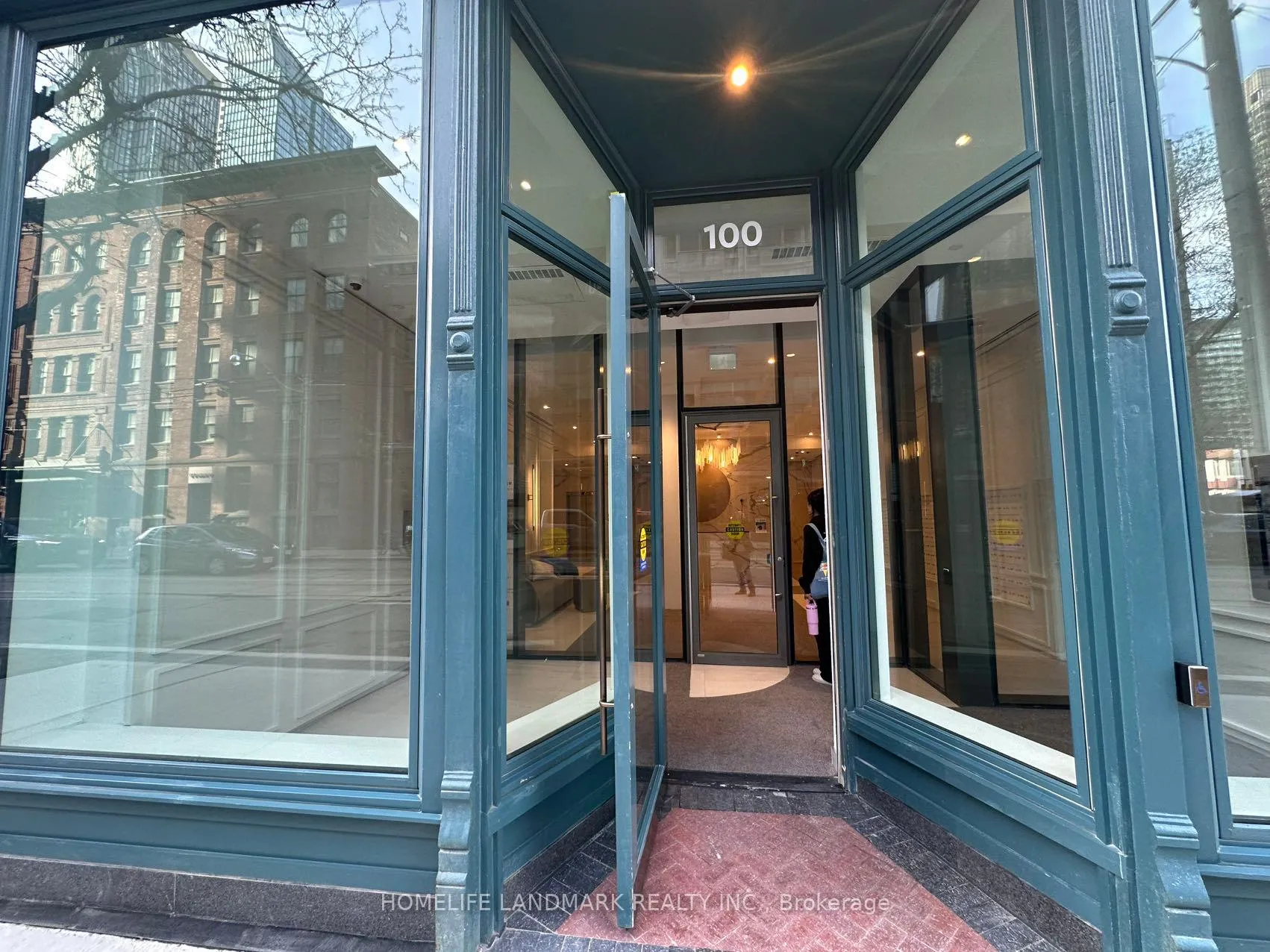 Photo 3 of Unit 1506, 100 Queen Street E, Toronto, Church-Yonge Corridor — HOMEH