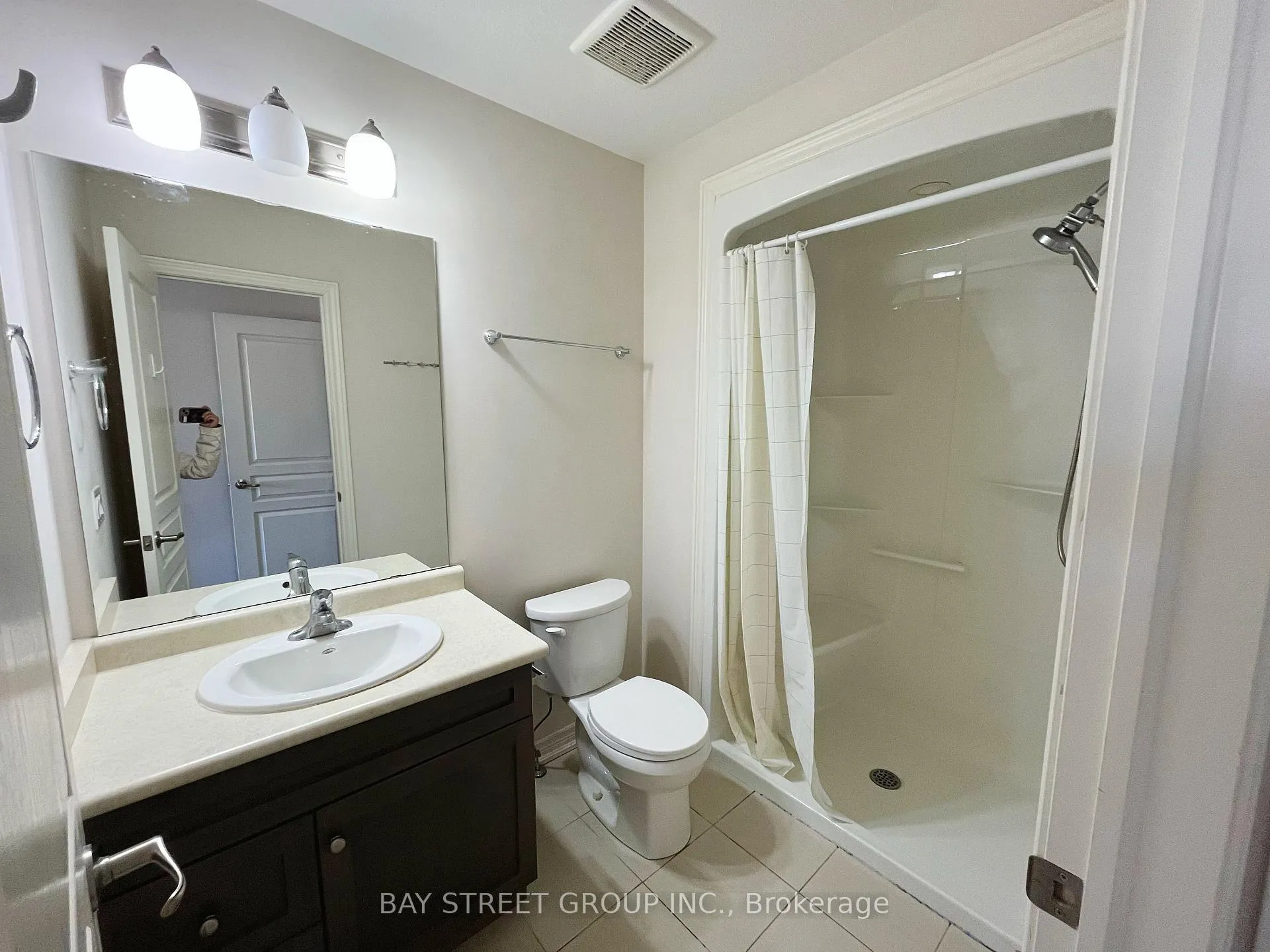 Photo 6 of 30 Elderberry Road, Thorold, Confederation Heights — HOMEH