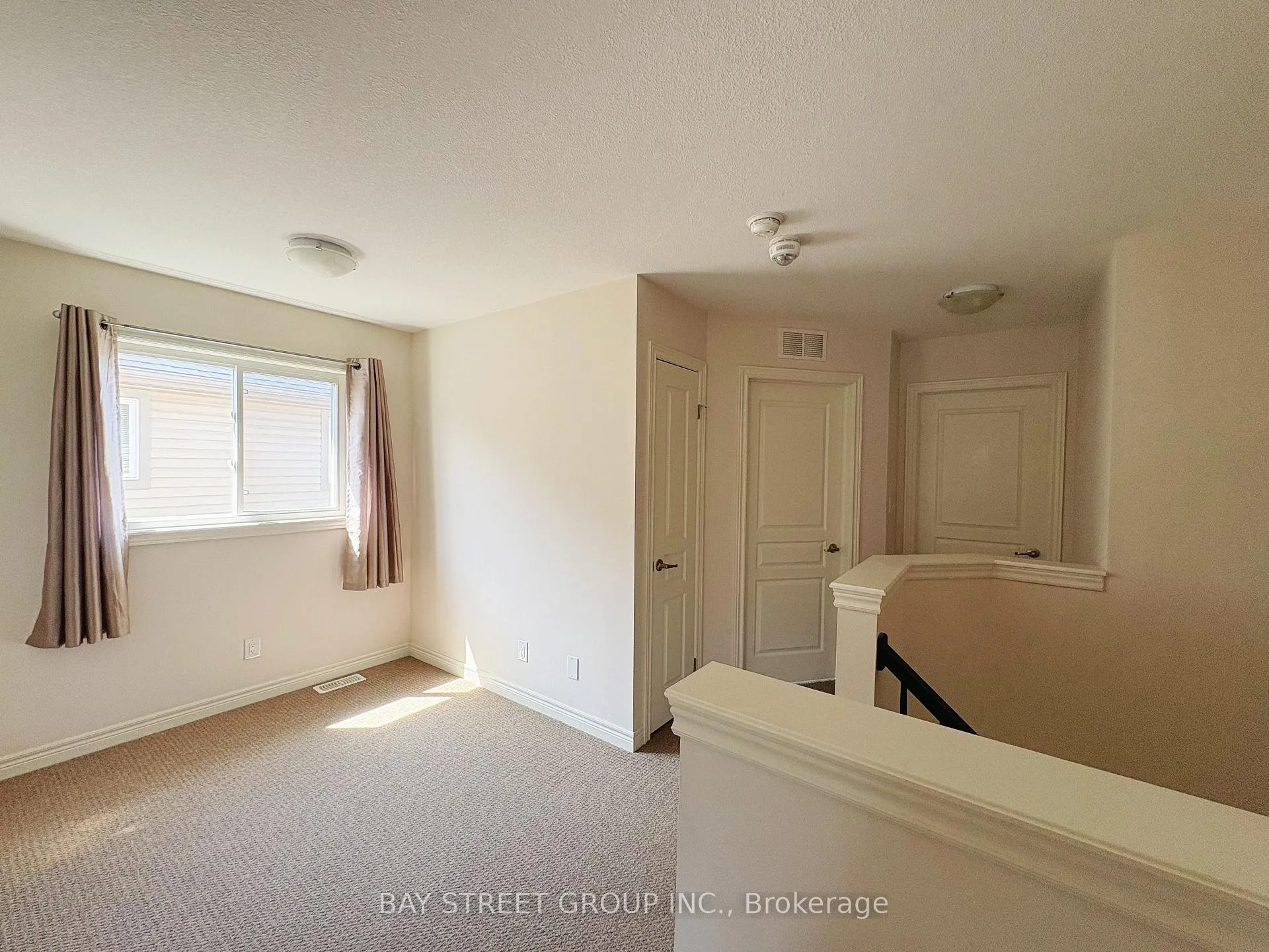 Photo 8 of 30 Elderberry Road, Thorold, Confederation Heights — HOMEH
