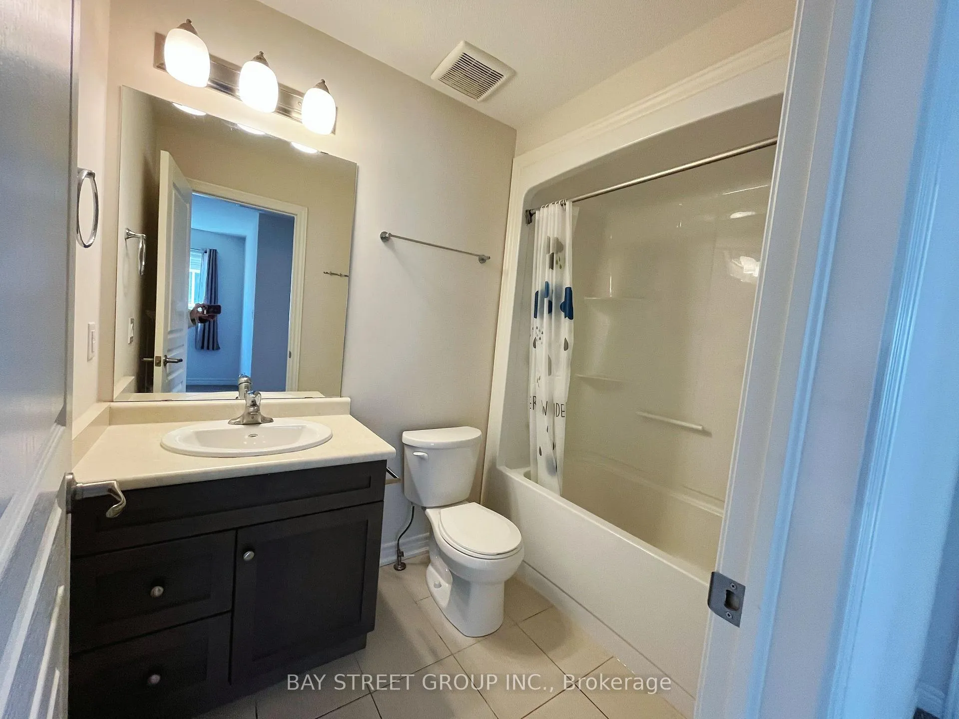 Photo 11 of 30 Elderberry Road, Thorold, Confederation Heights — HOMEH
