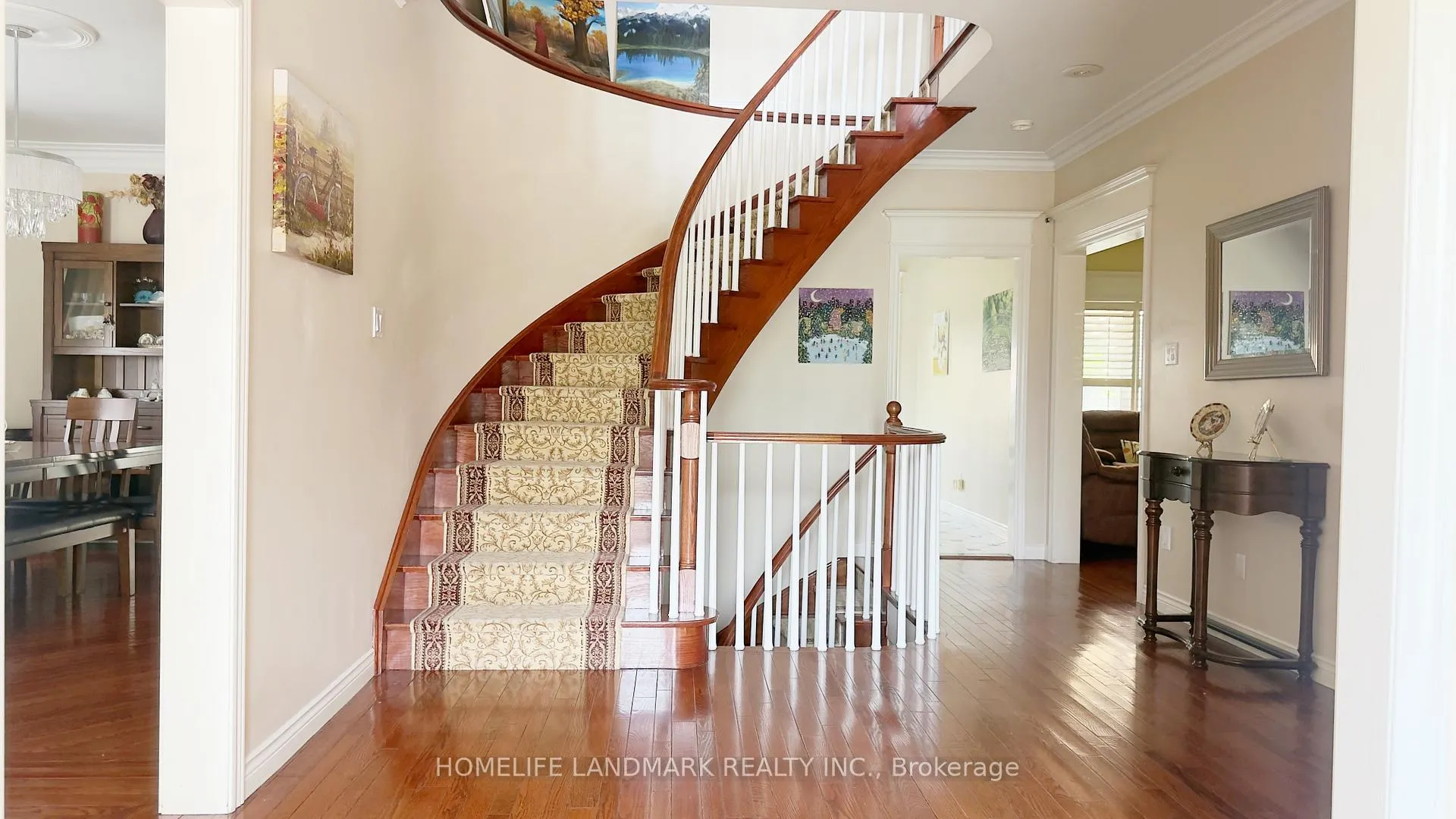 Photo 12 of 136 Worth Boulevard, Vaughan, Beverley Glen — HOMEH