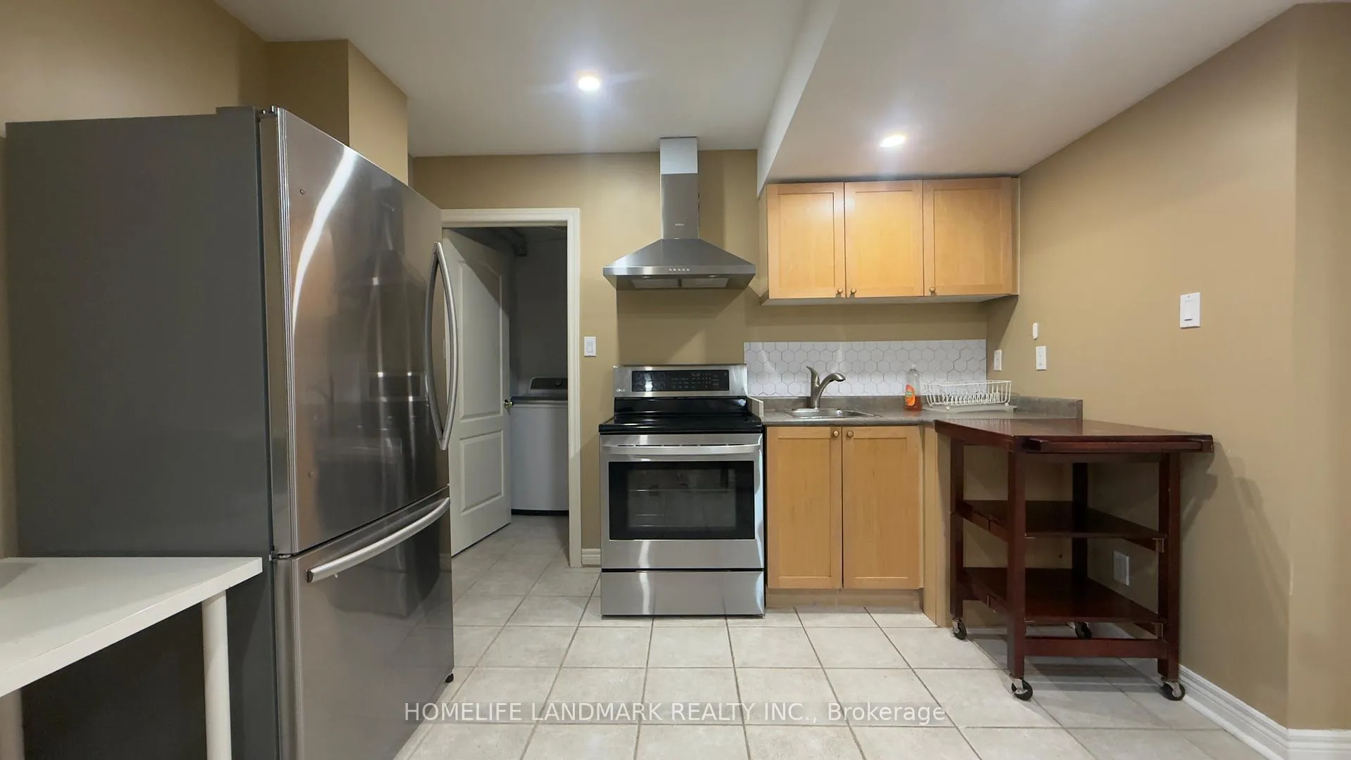 Photo 26 of 136 Worth Boulevard, Vaughan, Beverley Glen — HOMEH